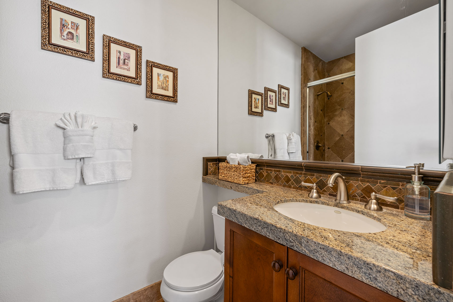 Villa San Julian 5 BR with lap and leisure pools! | Photo 46