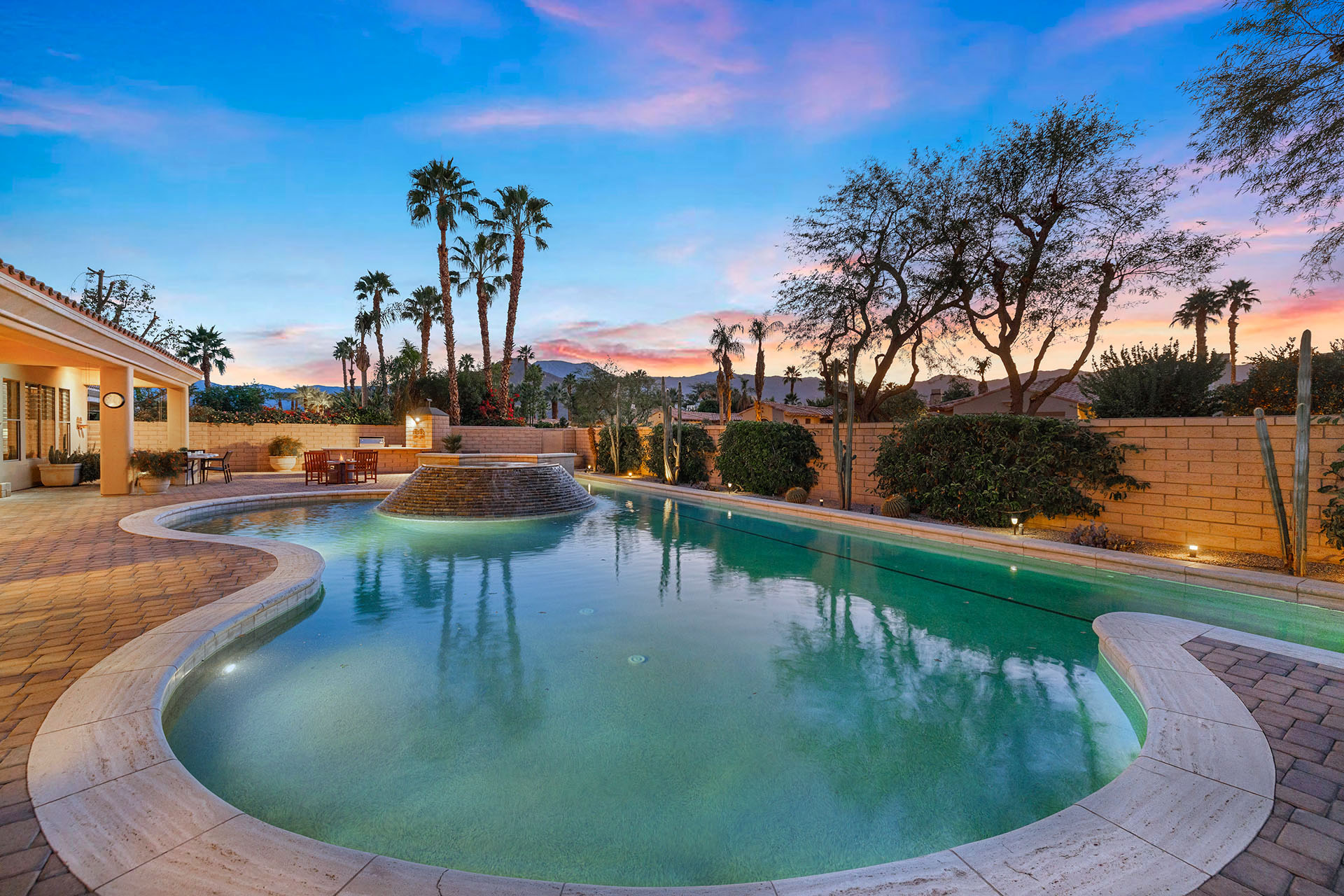 Villa San Julian 5 BR with lap and leisure pools! | Photo 7