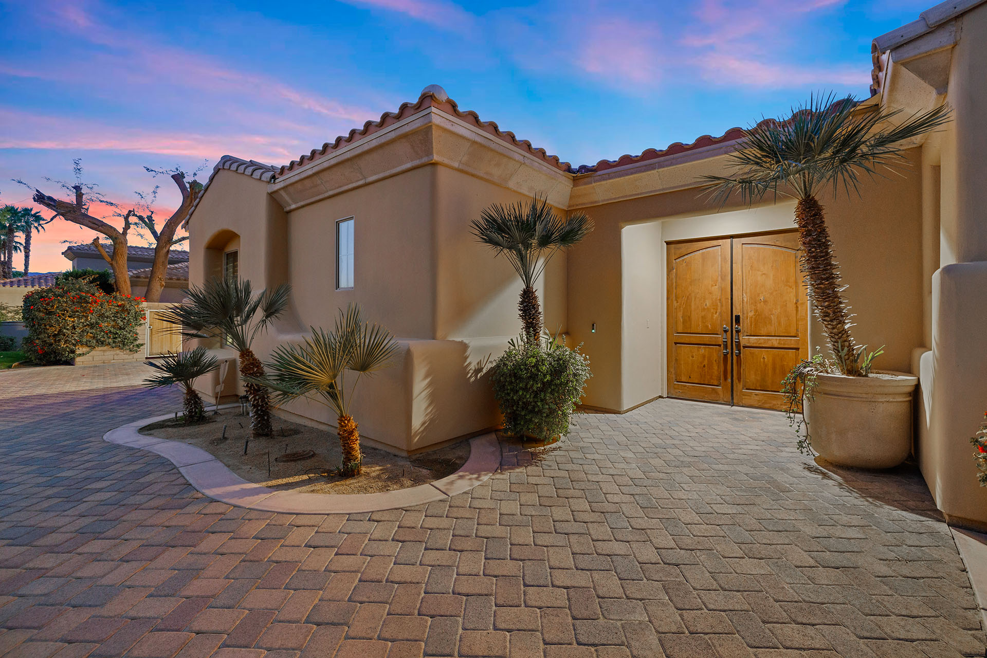 Villa San Julian 5 BR with lap and leisure pools! | Photo 72