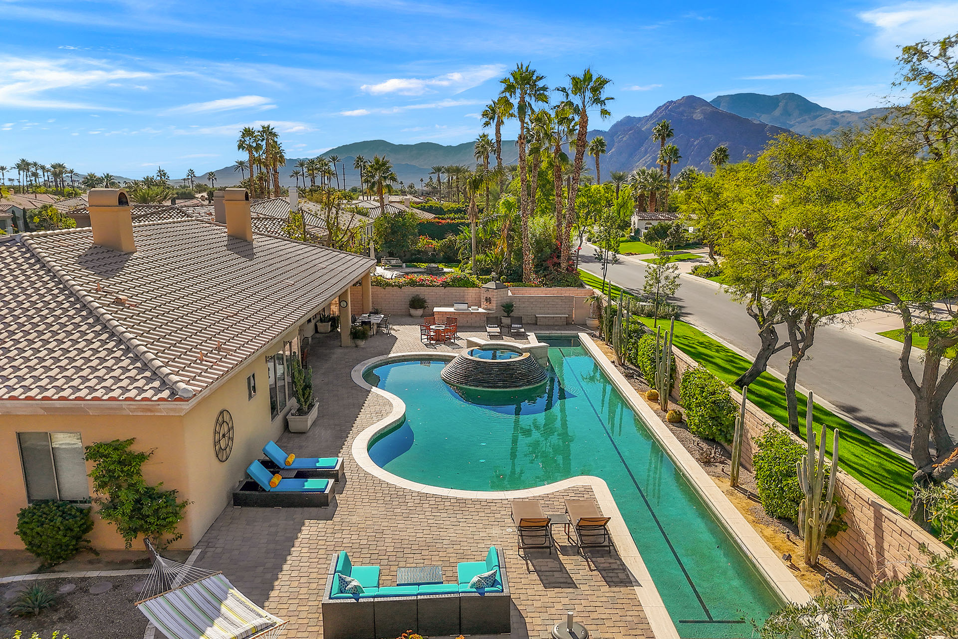 Villa San Julian 5 BR with lap and leisure pools! | Photo 3