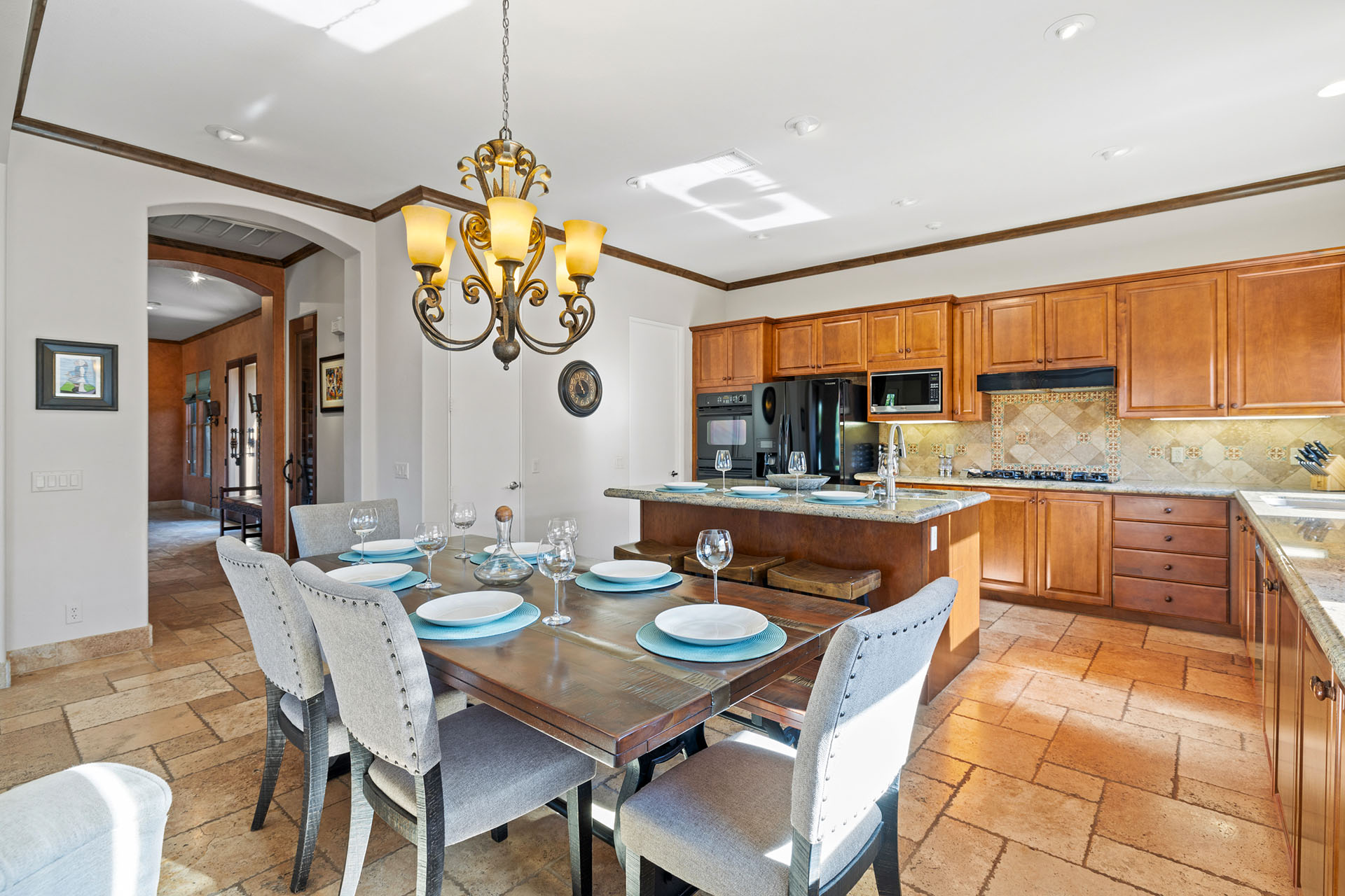 Villa San Julian 5 BR with lap and leisure pools! | Photo 18