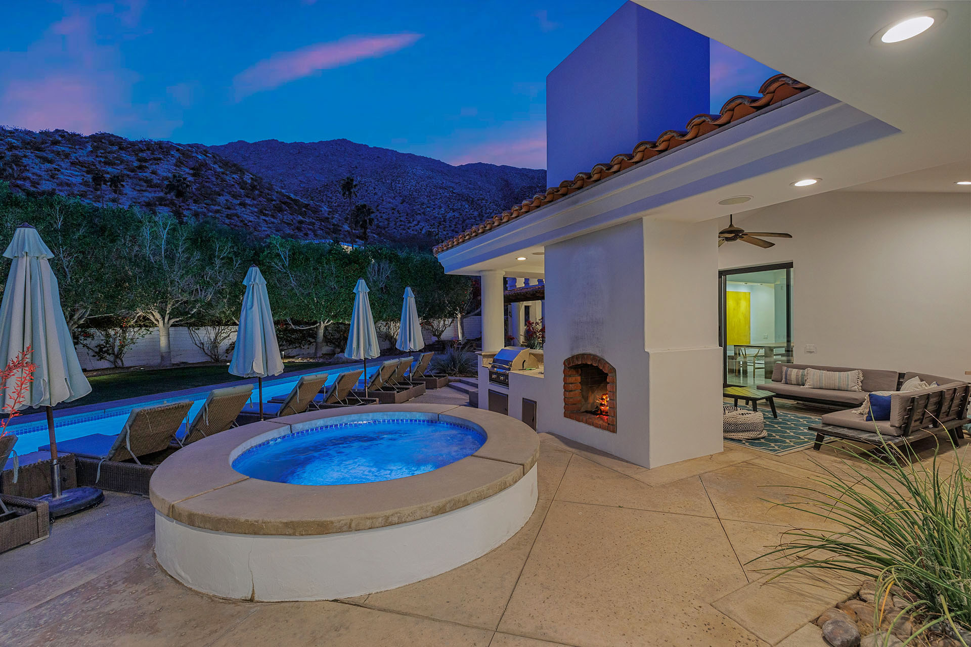 Blue Lotus Villa Half Acre in The Mesa | Photo 9