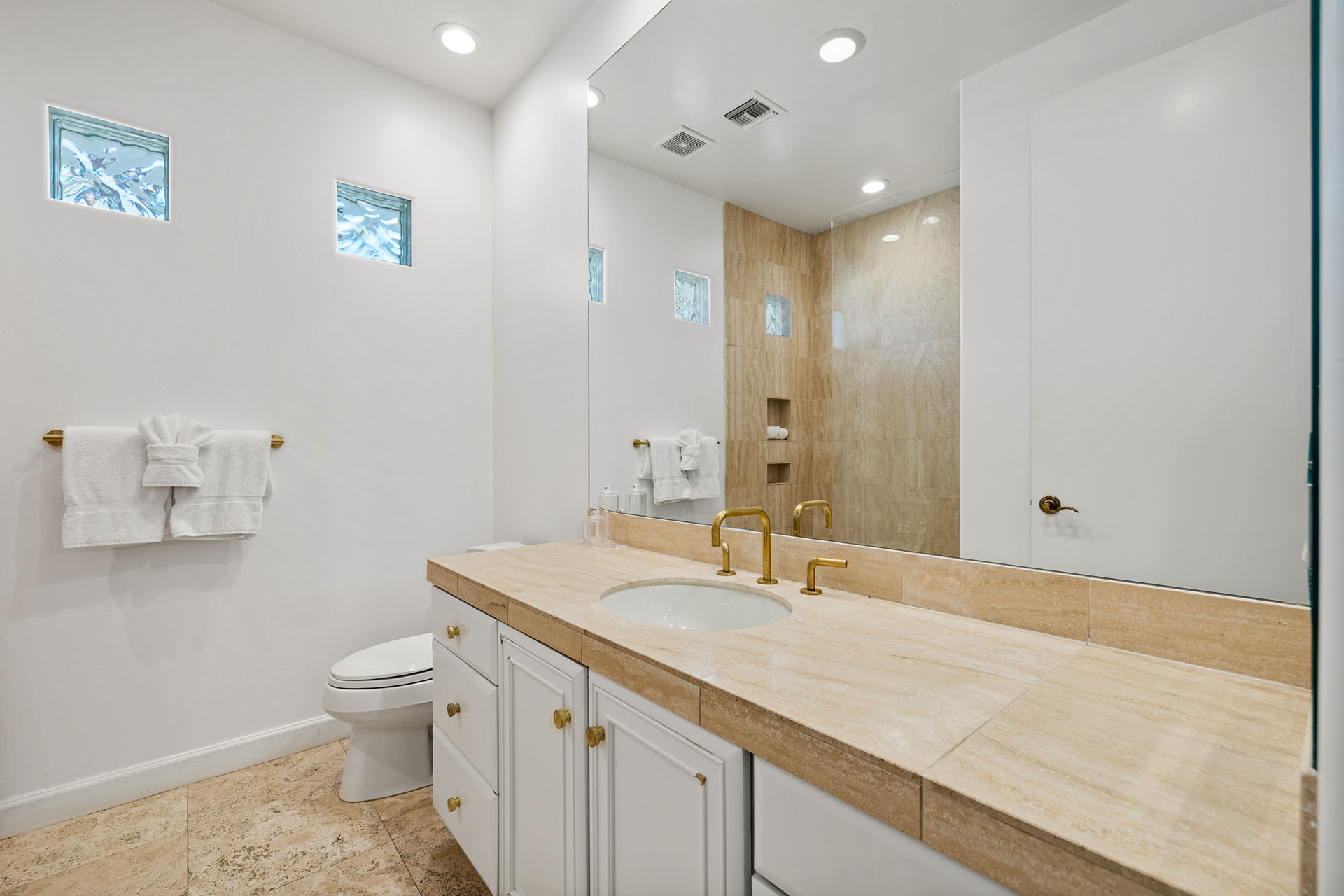 Blue Lotus Villa Half Acre in The Mesa | Photo 49