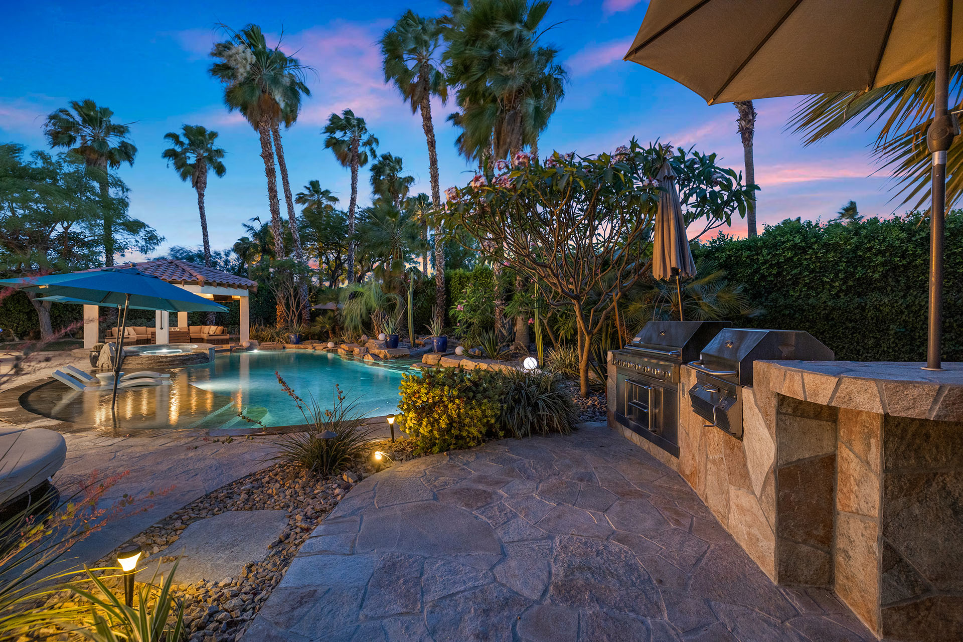 Cabana Palms A half acre desert oasis | Photo 69