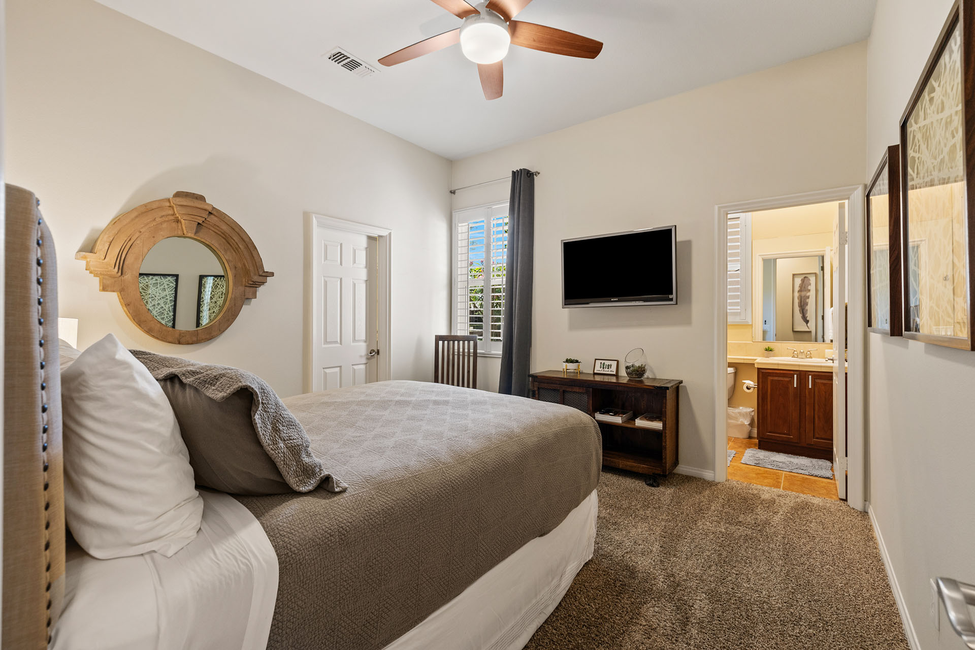 Cabana Palms A half acre desert oasis | Photo 35