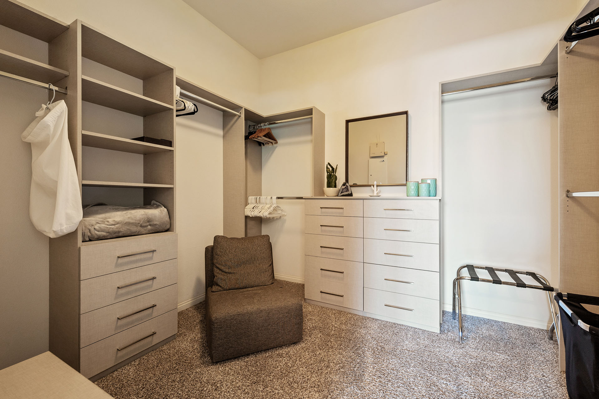 Cabana Palms A half acre desert oasis | Photo 33