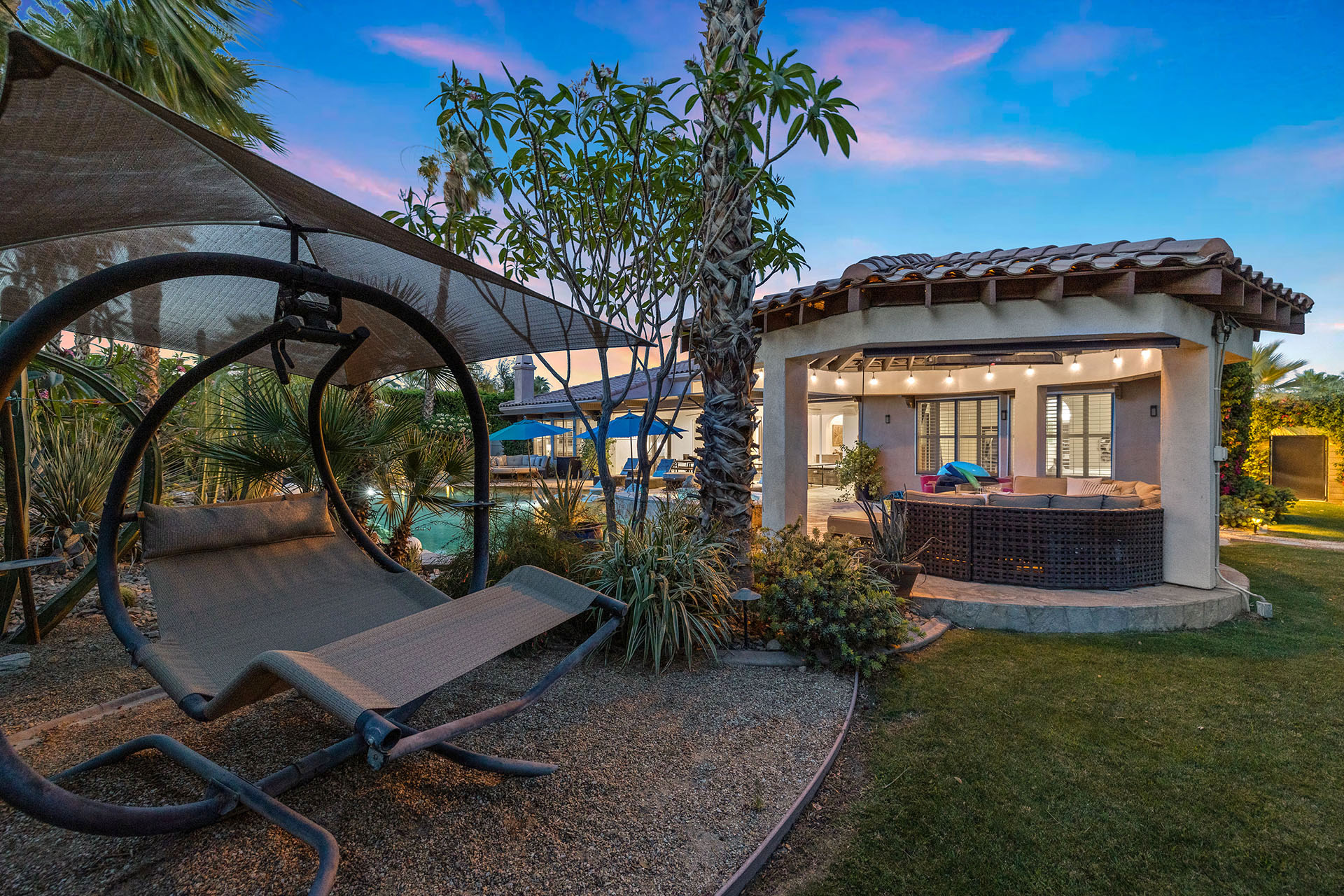 Cabana Palms A half acre desert oasis | Photo 70