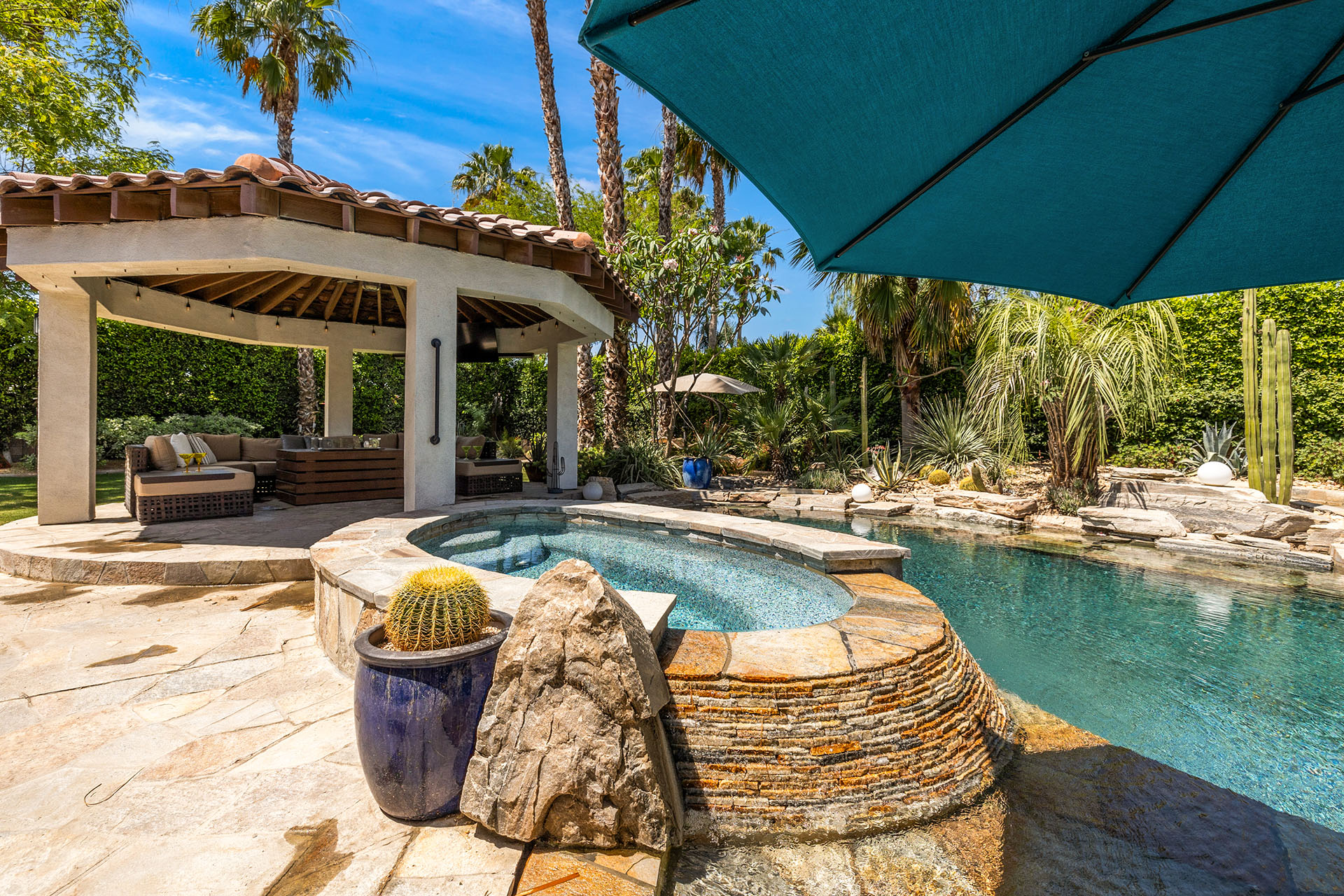 Cabana Palms A half acre desert oasis | Photo 49