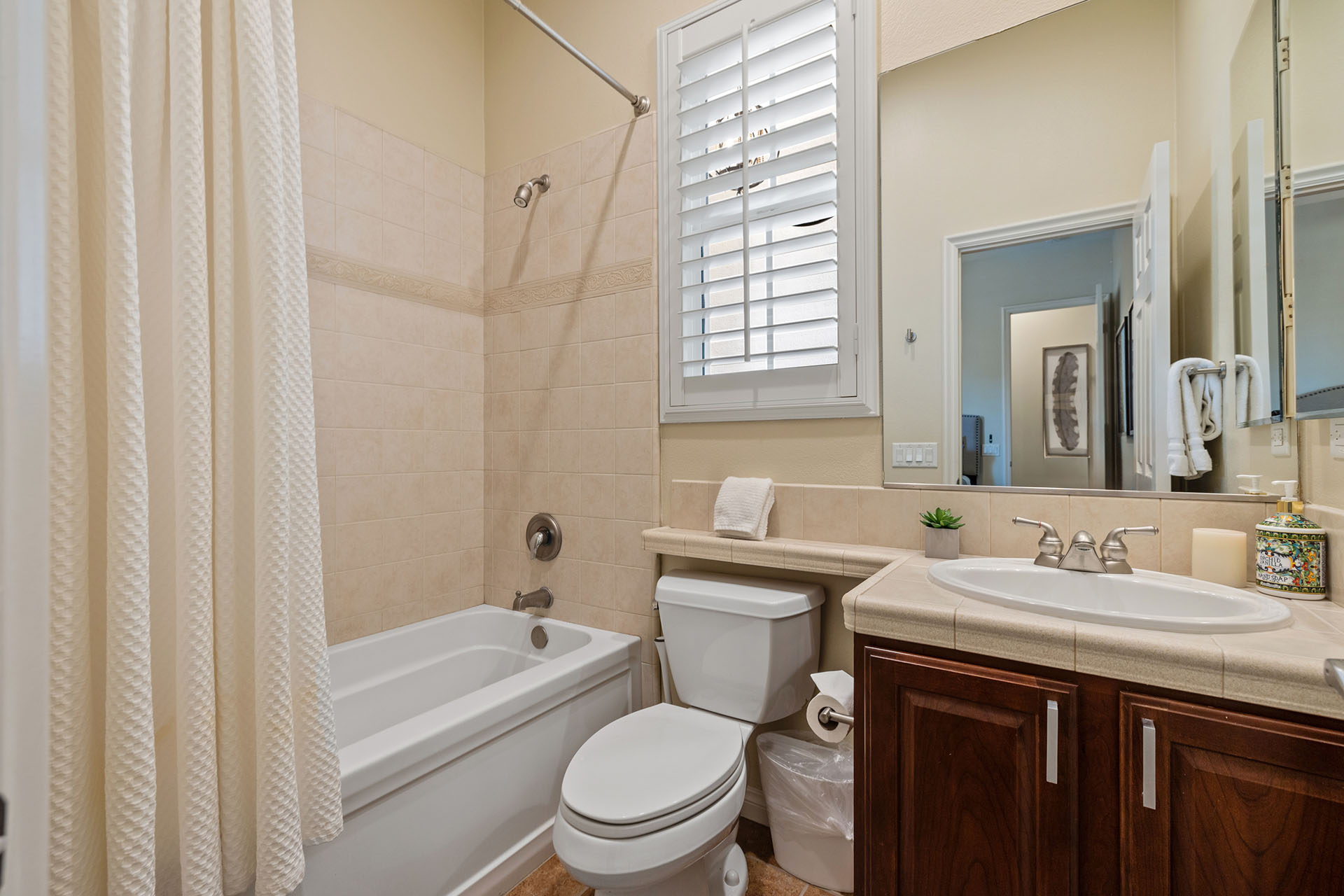 Cabana Palms A half acre desert oasis | Photo 37