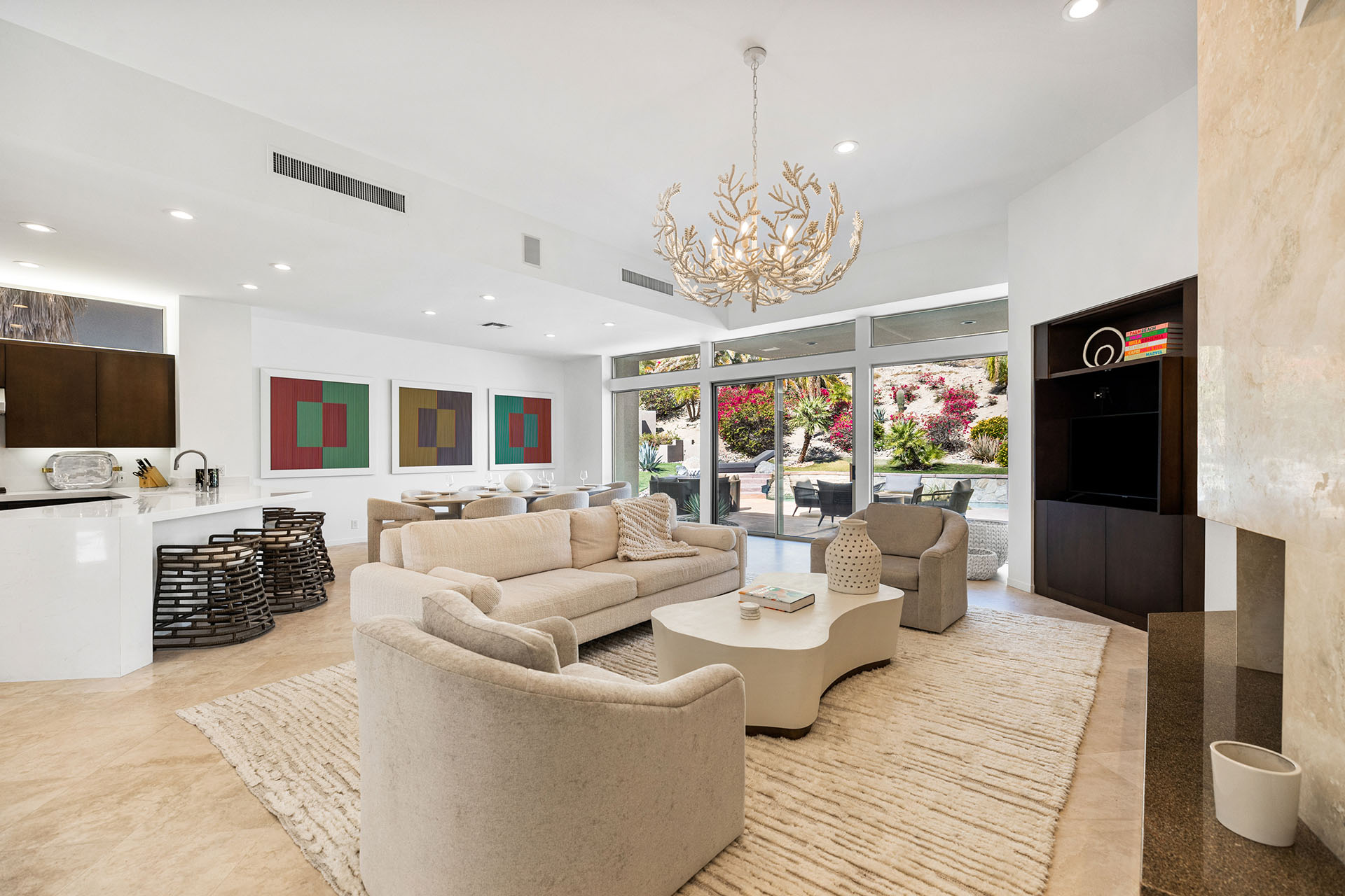 Retreat at Bighorn Incredible mountain views | Photo 3