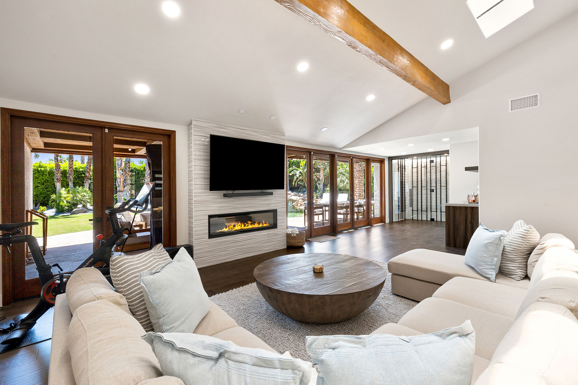 Waterfall Escape Half acre in South Palm Desert | Photo 4