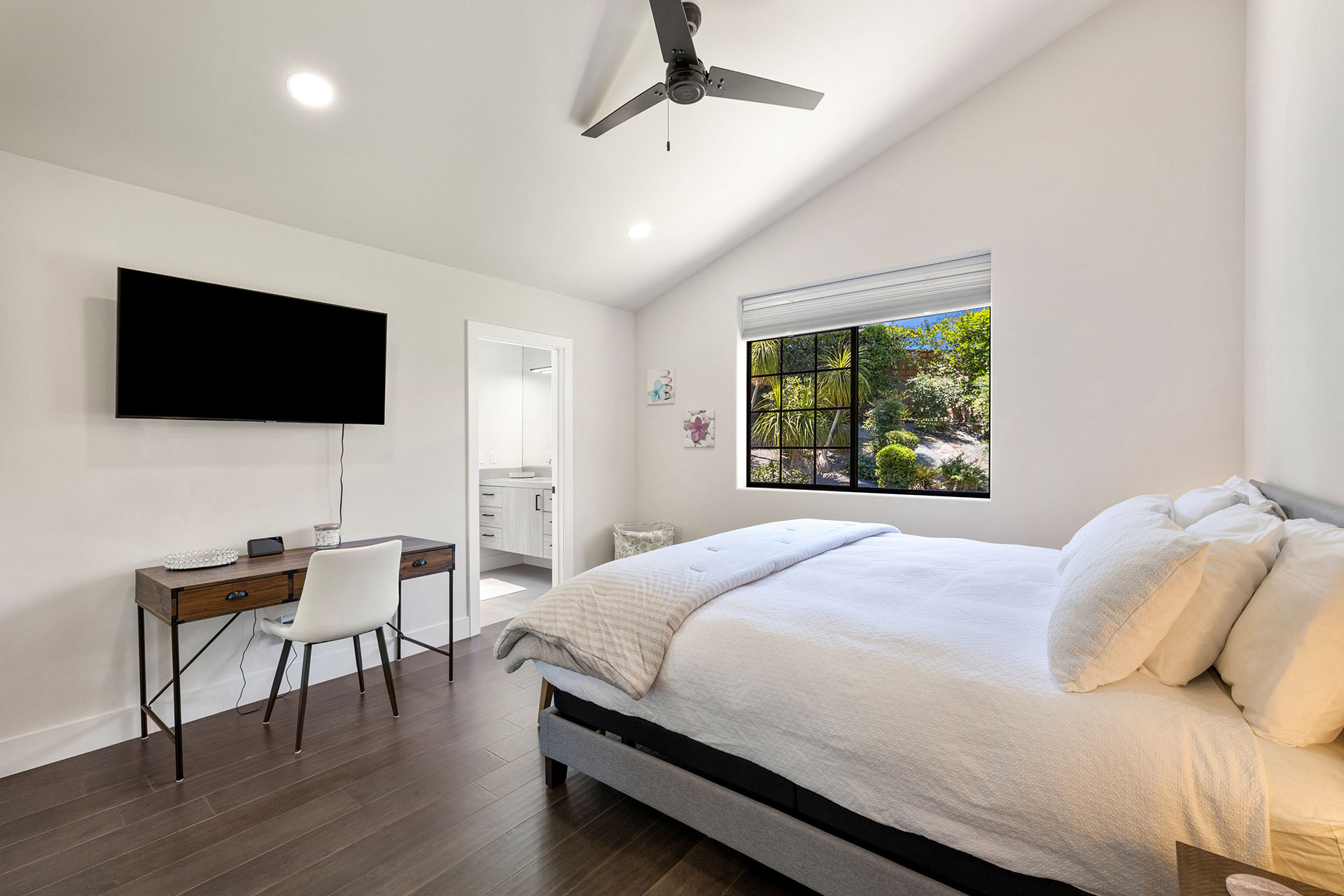 Waterfall Escape Half acre in South Palm Desert | Photo 44