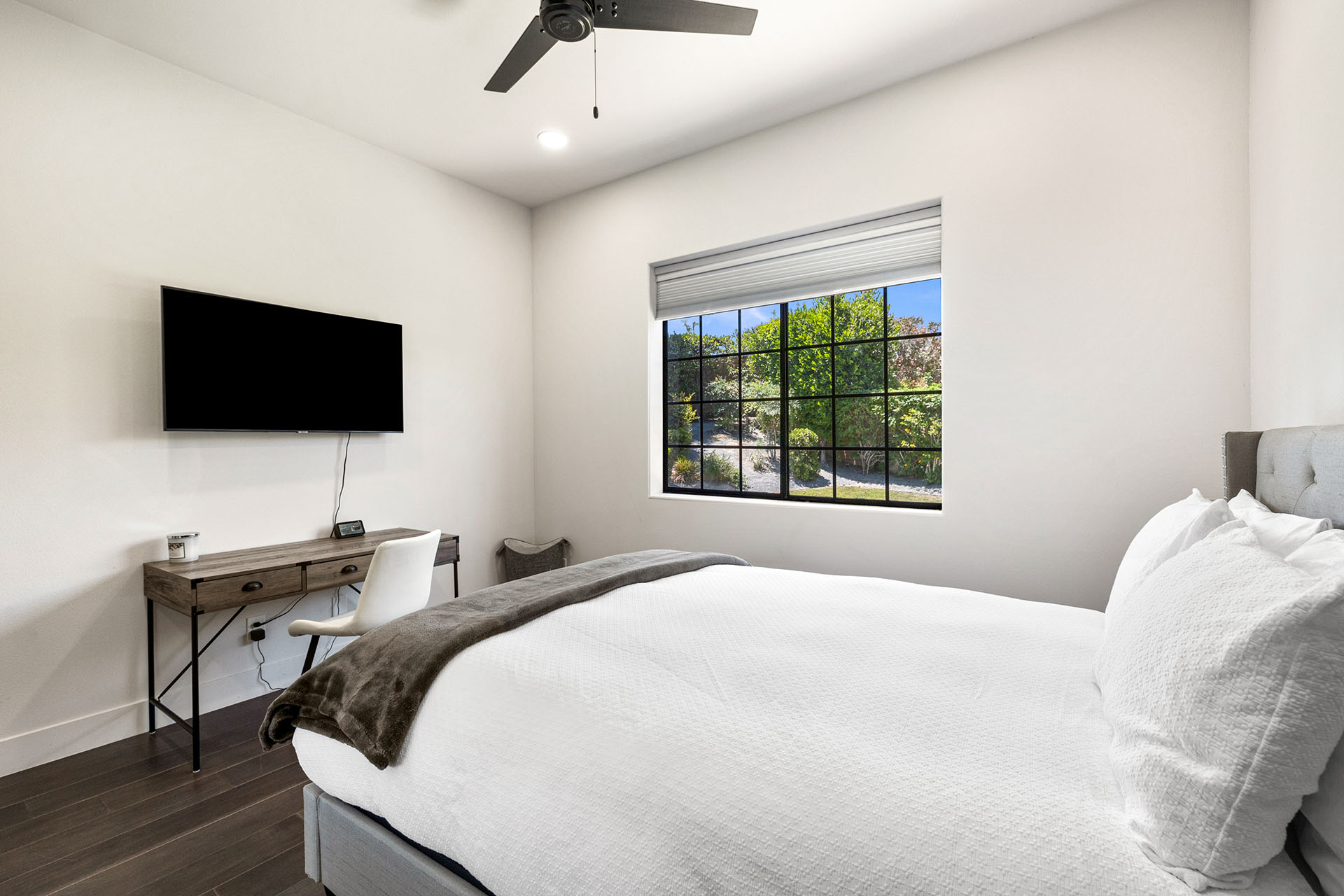 Waterfall Escape Half acre in South Palm Desert | Photo 48