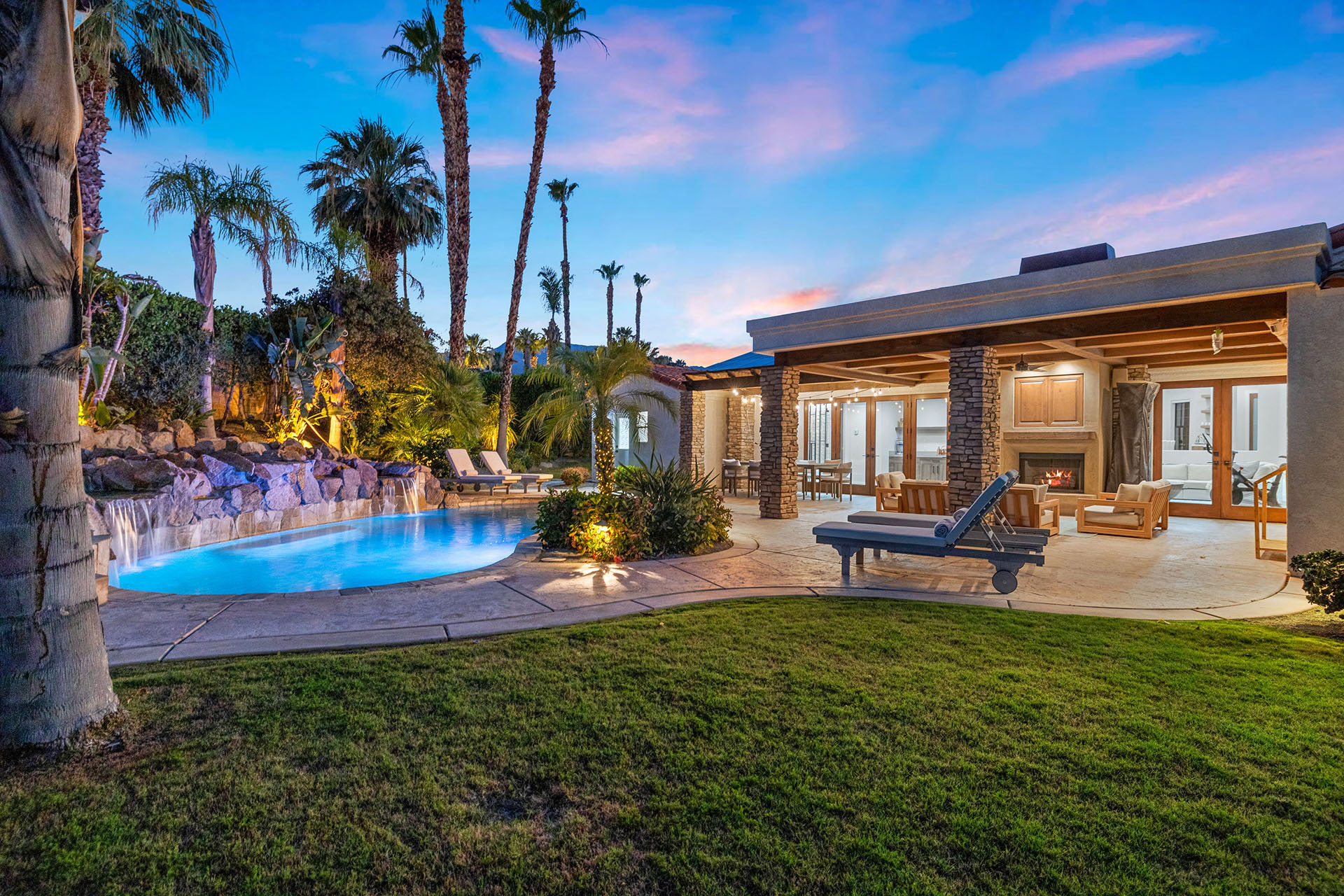 Waterfall Escape Half acre in South Palm Desert | Photo 11