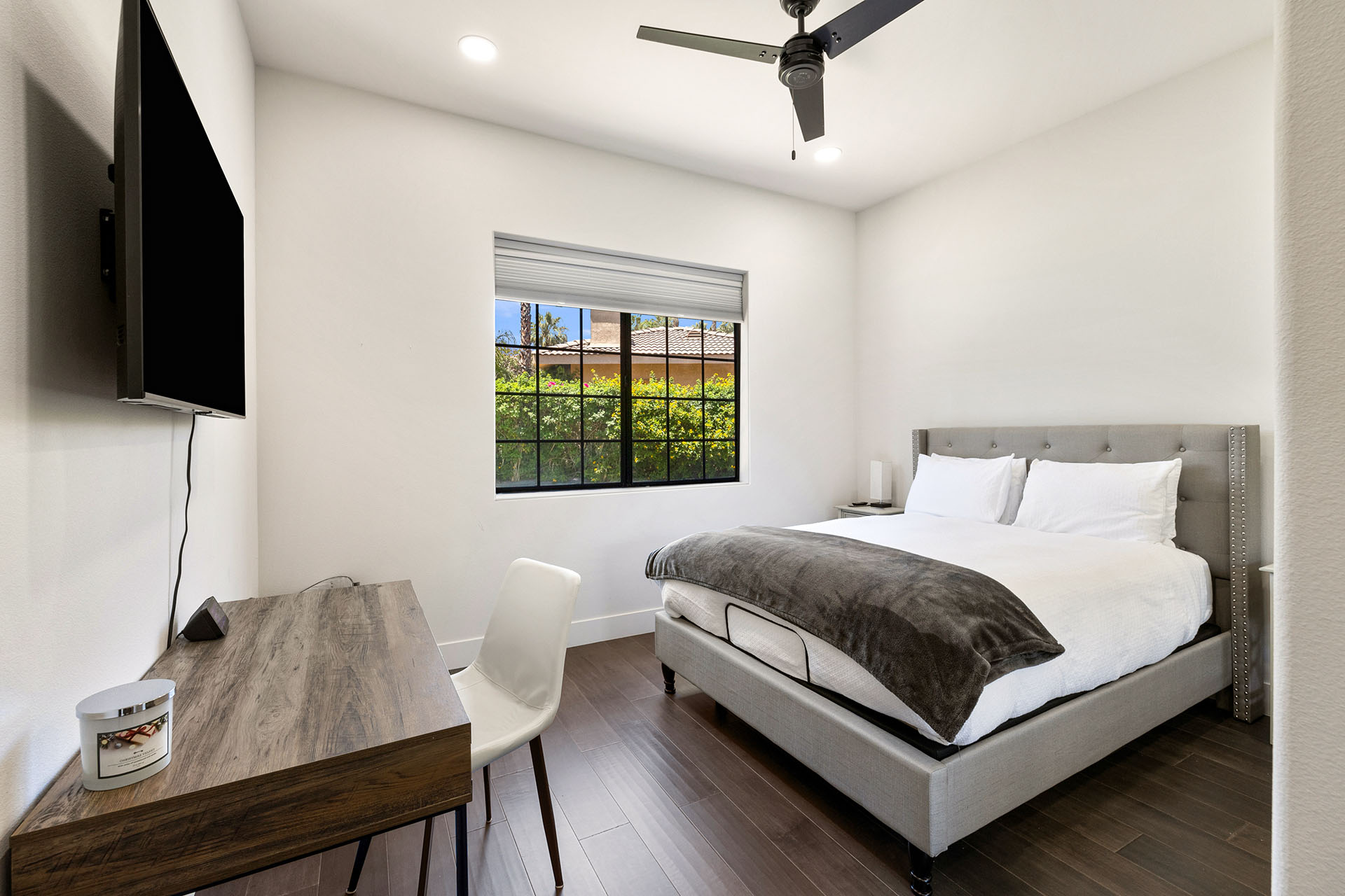 Waterfall Escape Half acre in South Palm Desert | Photo 47