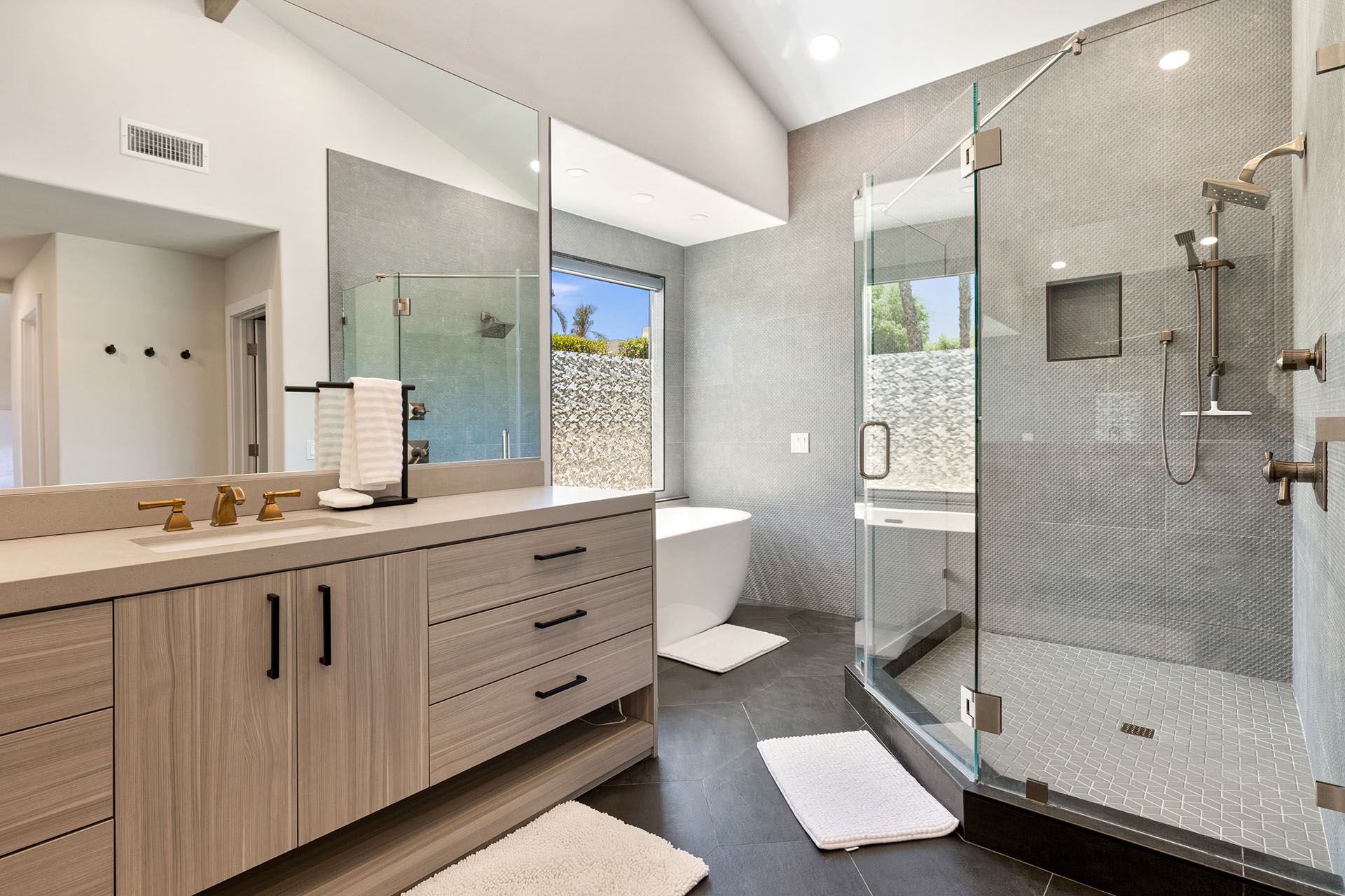 Waterfall Escape Half acre in South Palm Desert | Photo 38