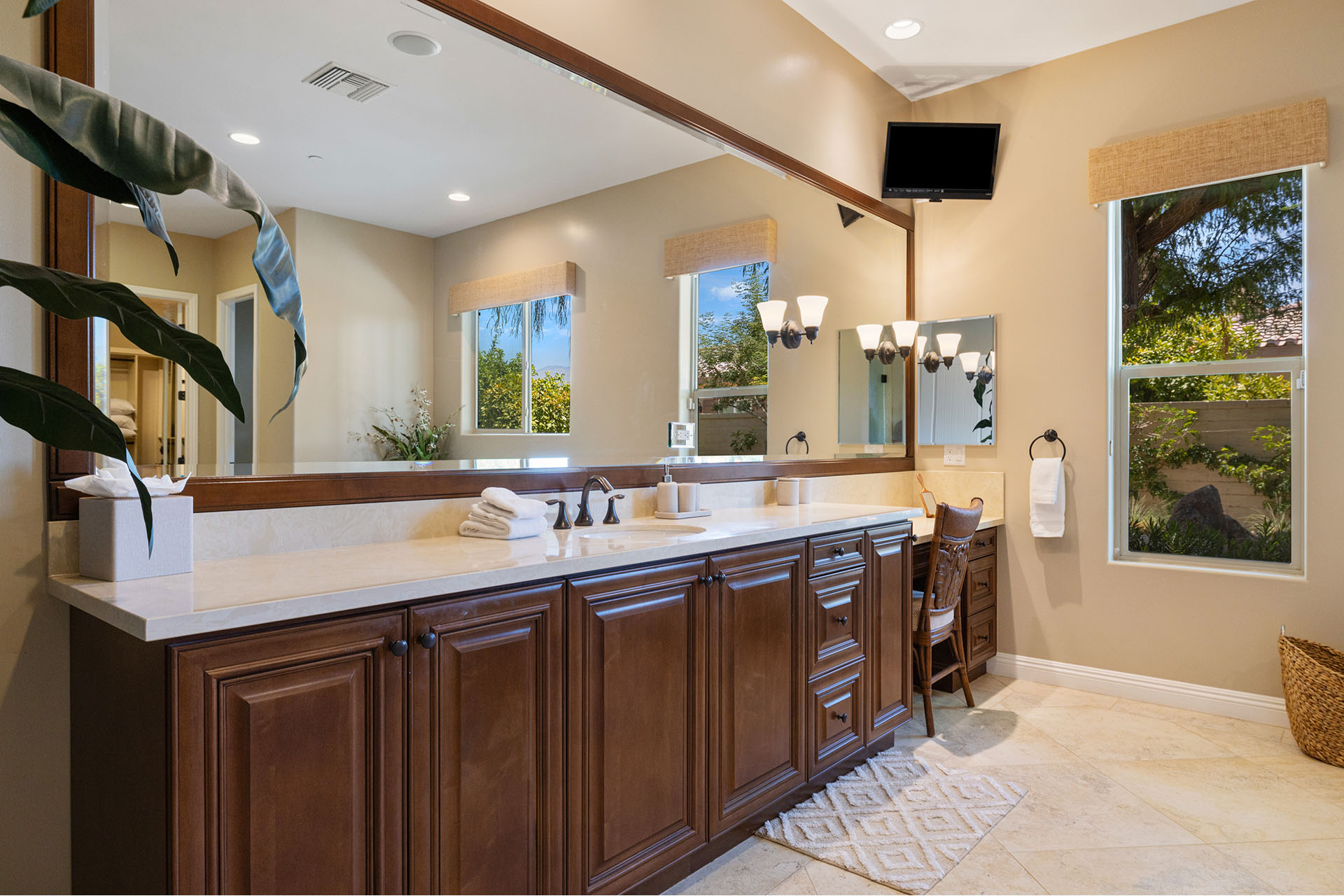 Villa Paradiso 2 pools, 5 suites & more! | Photo 31