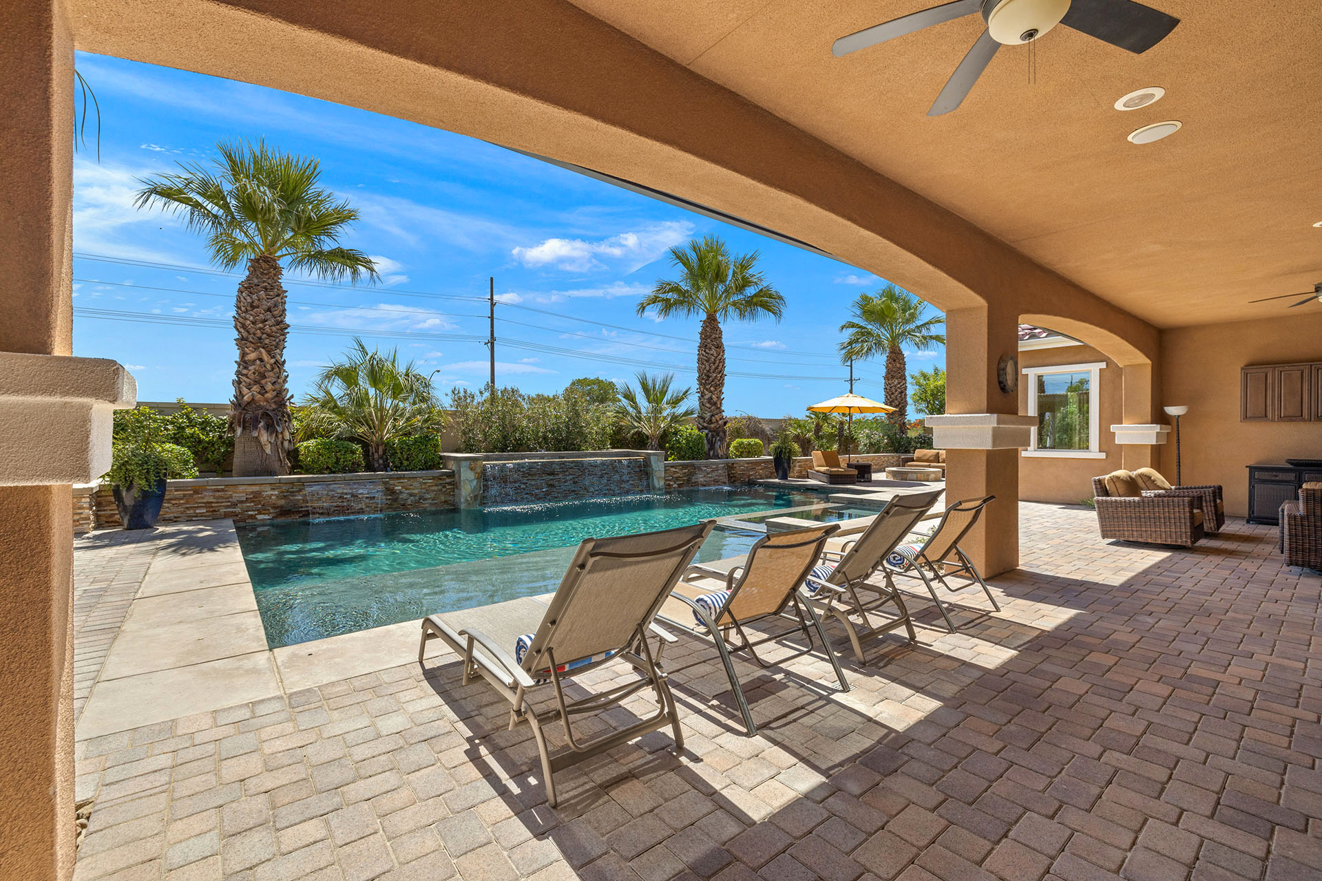 Villa Paradiso 2 pools, 5 suites & more! | Photo 7