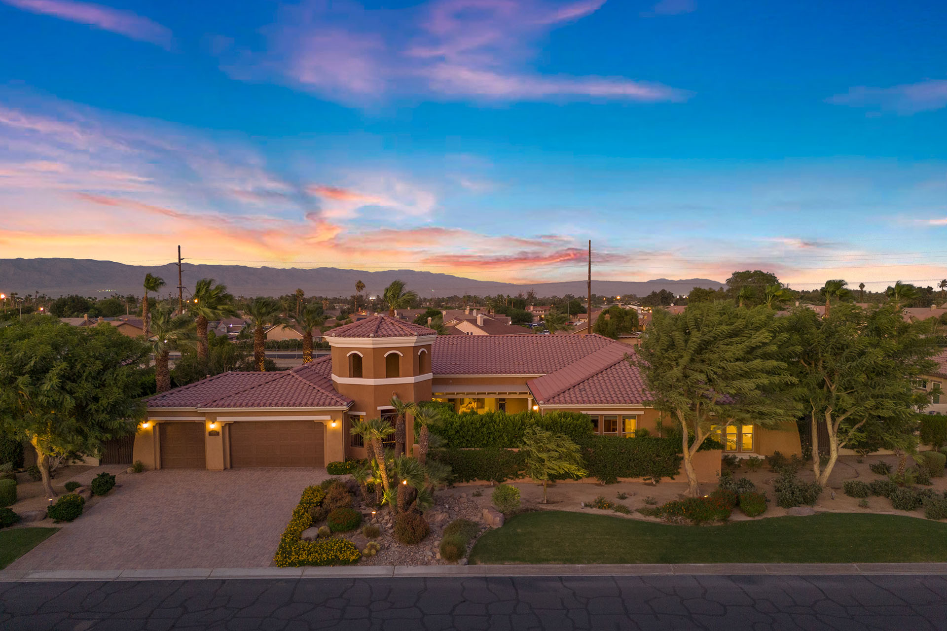 Villa Paradiso 2 pools, 5 suites & more! | Photo 76