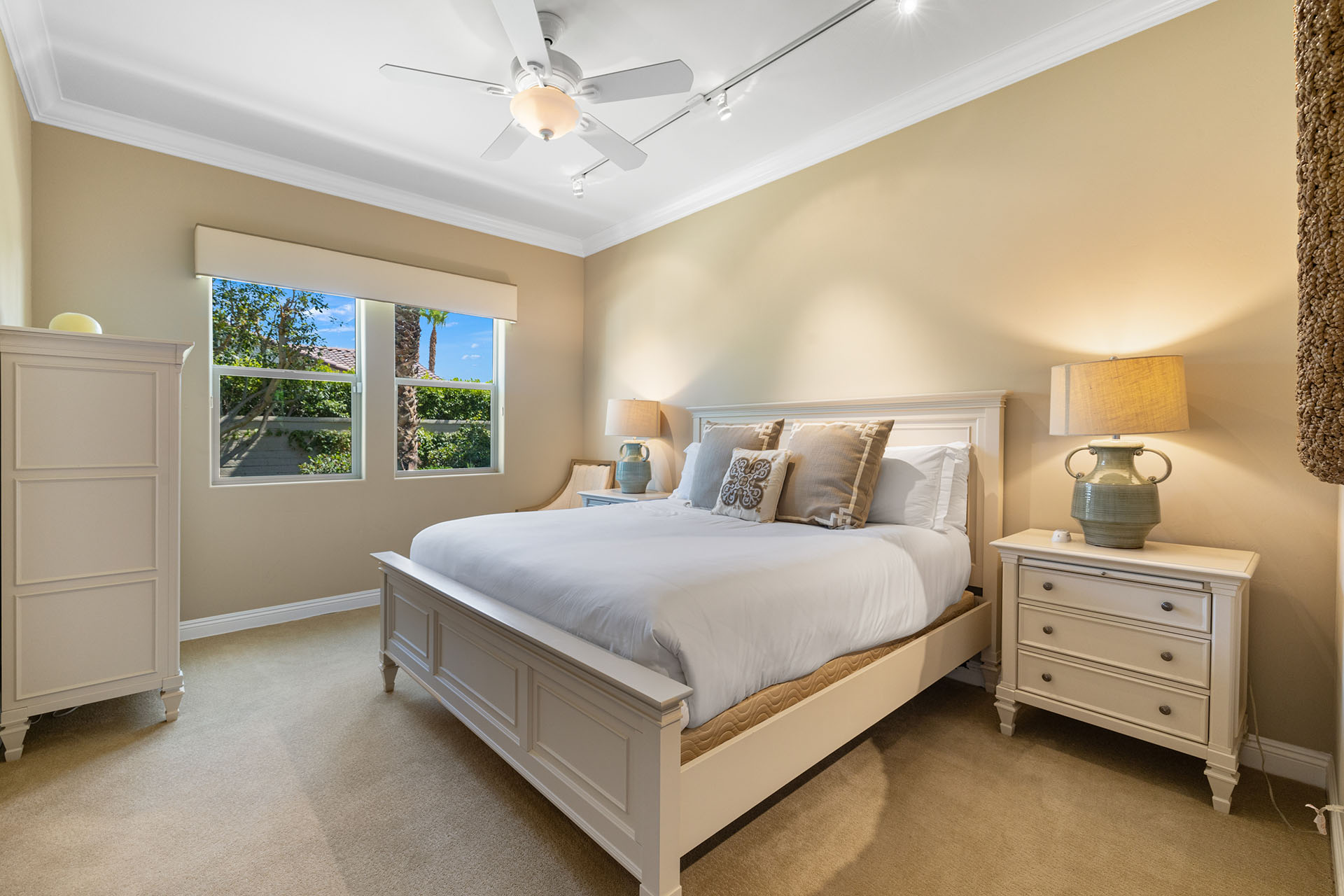 Villa Paradiso 2 pools, 5 suites & more! | Photo 40