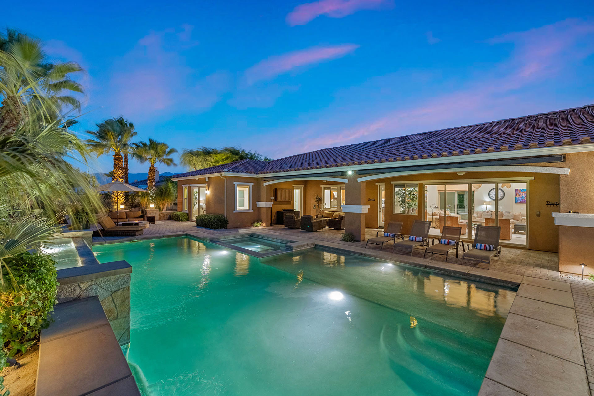 Villa Paradiso 2 pools, 5 suites & more! | Photo 59