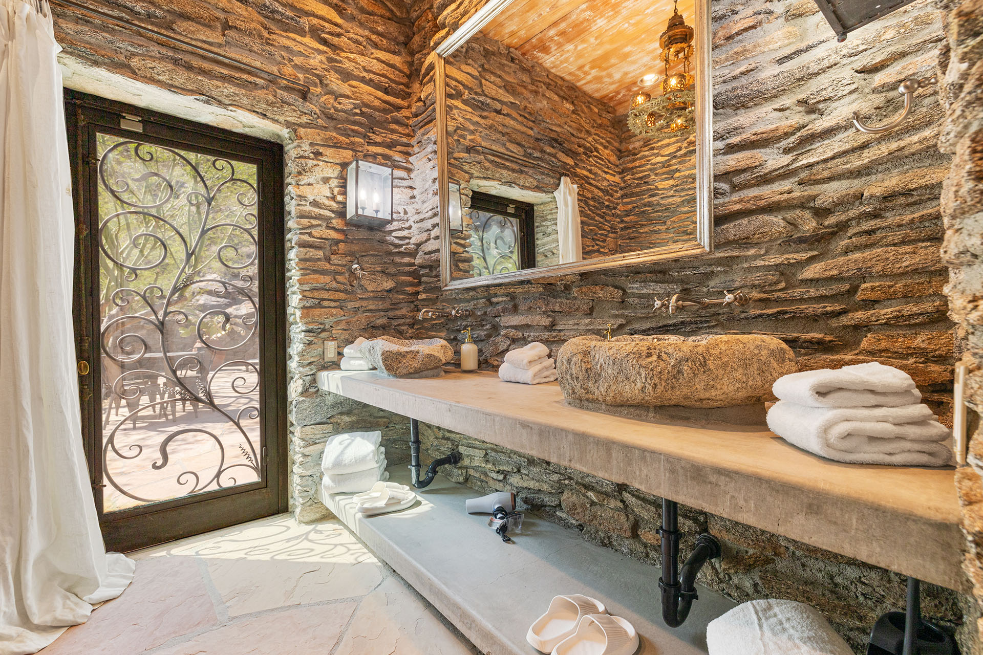 Somerset Ranch 6 BR, 28 acre hillside retreat | Photo 58