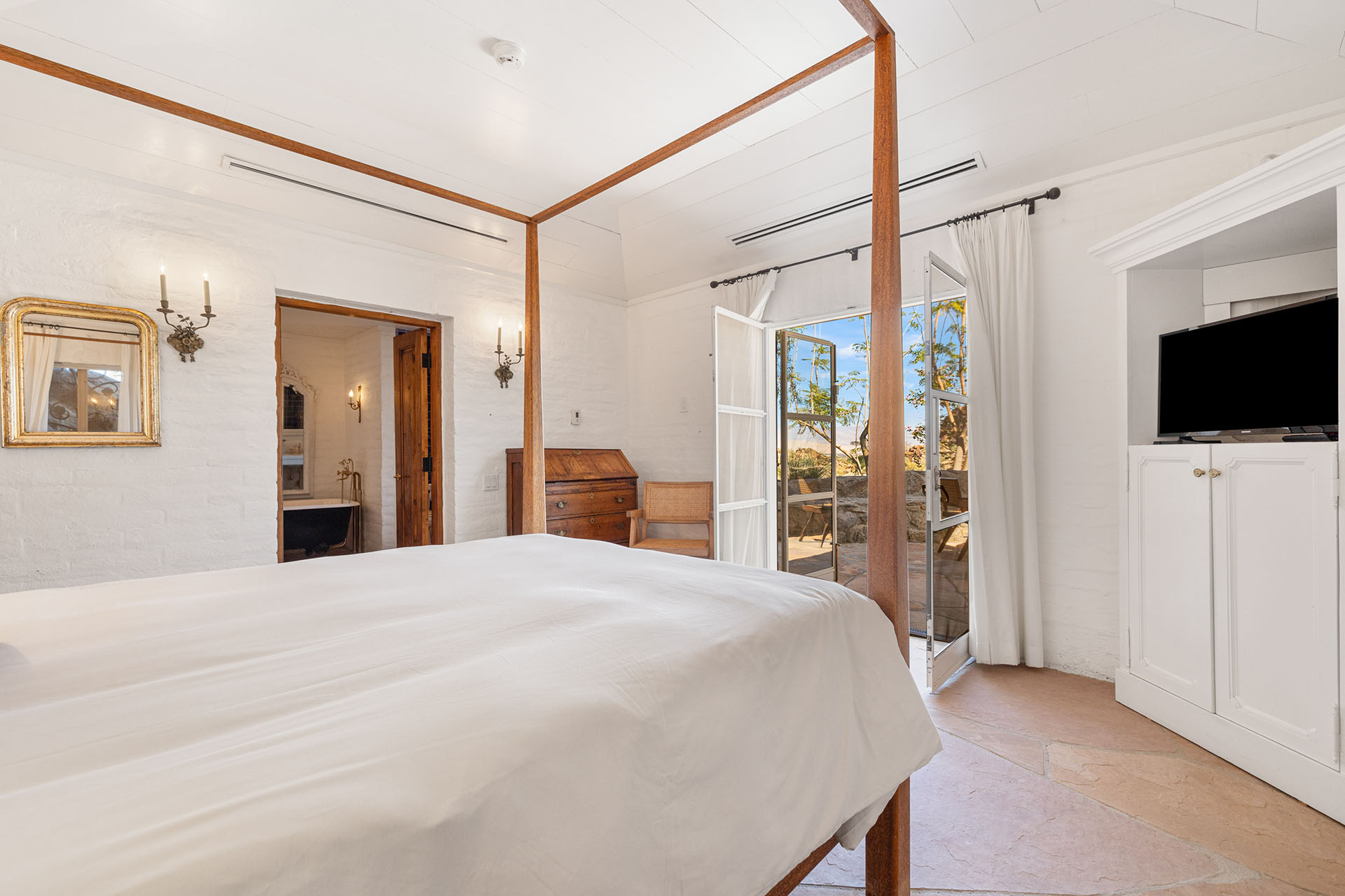 Somerset Ranch 6 BR, 28 acre hillside retreat | Photo 66