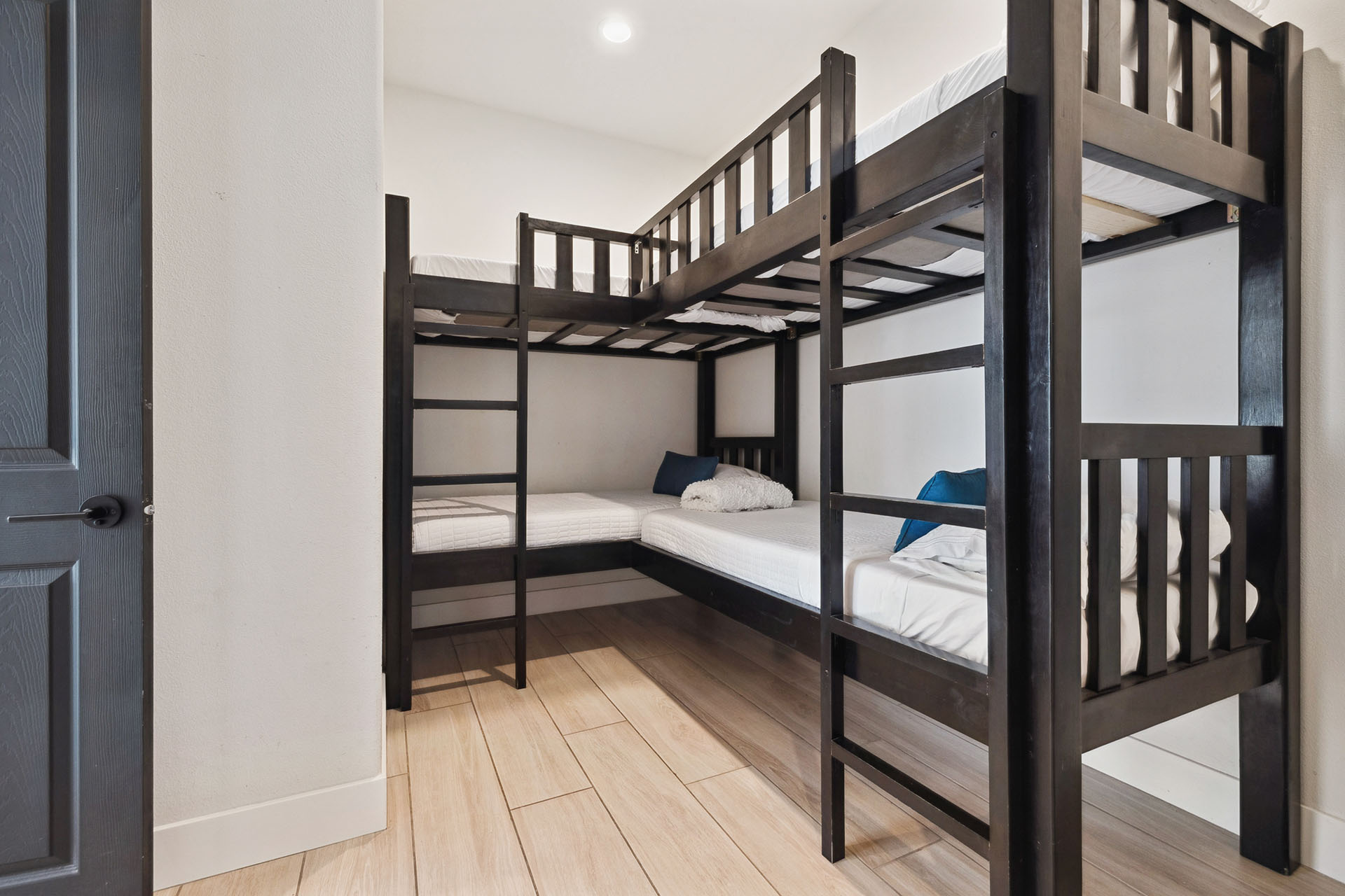 Wanderlust Pickleball, mini golf, and more! | Photo 49