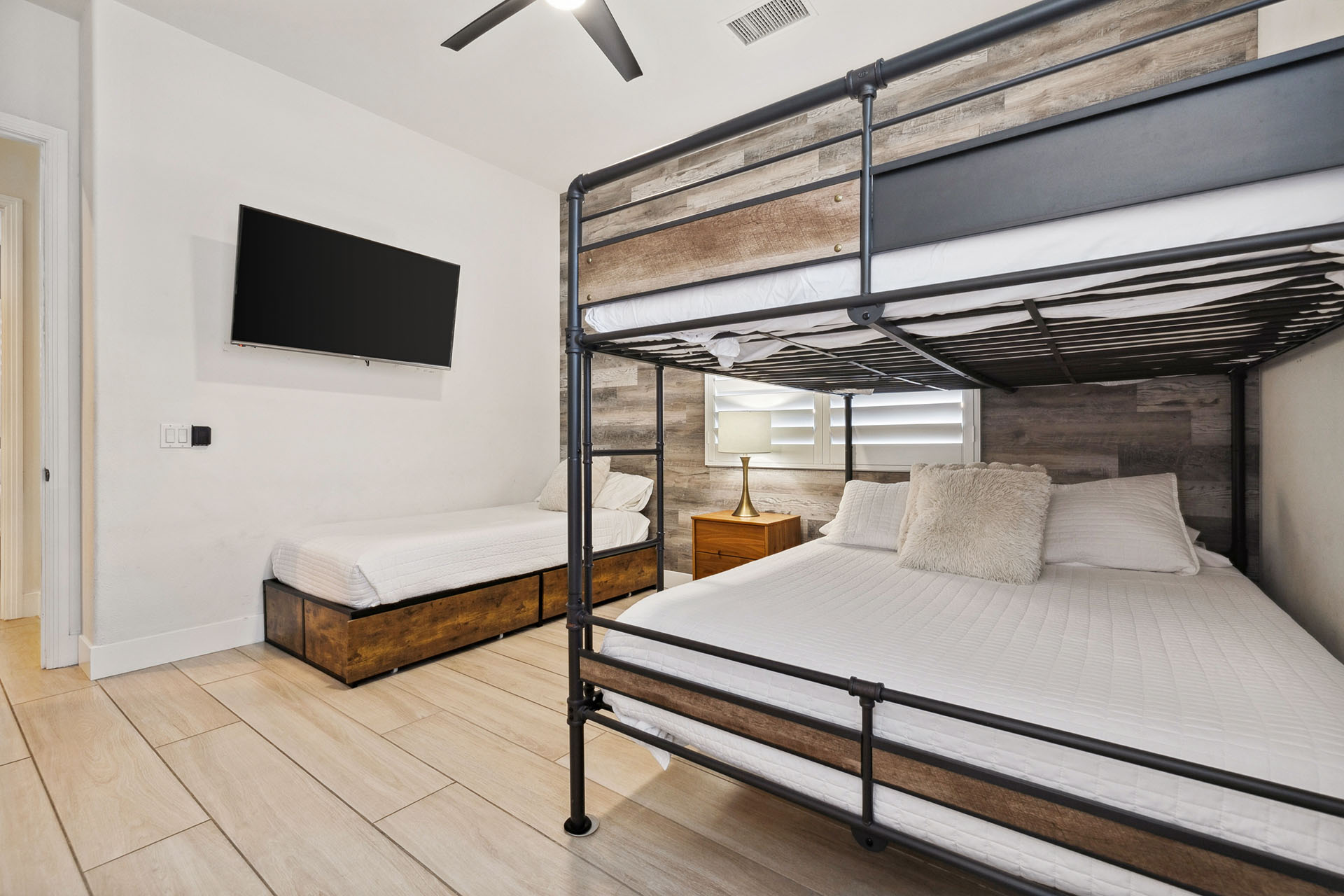 Wanderlust Pickleball, mini golf, and more! | Photo 48