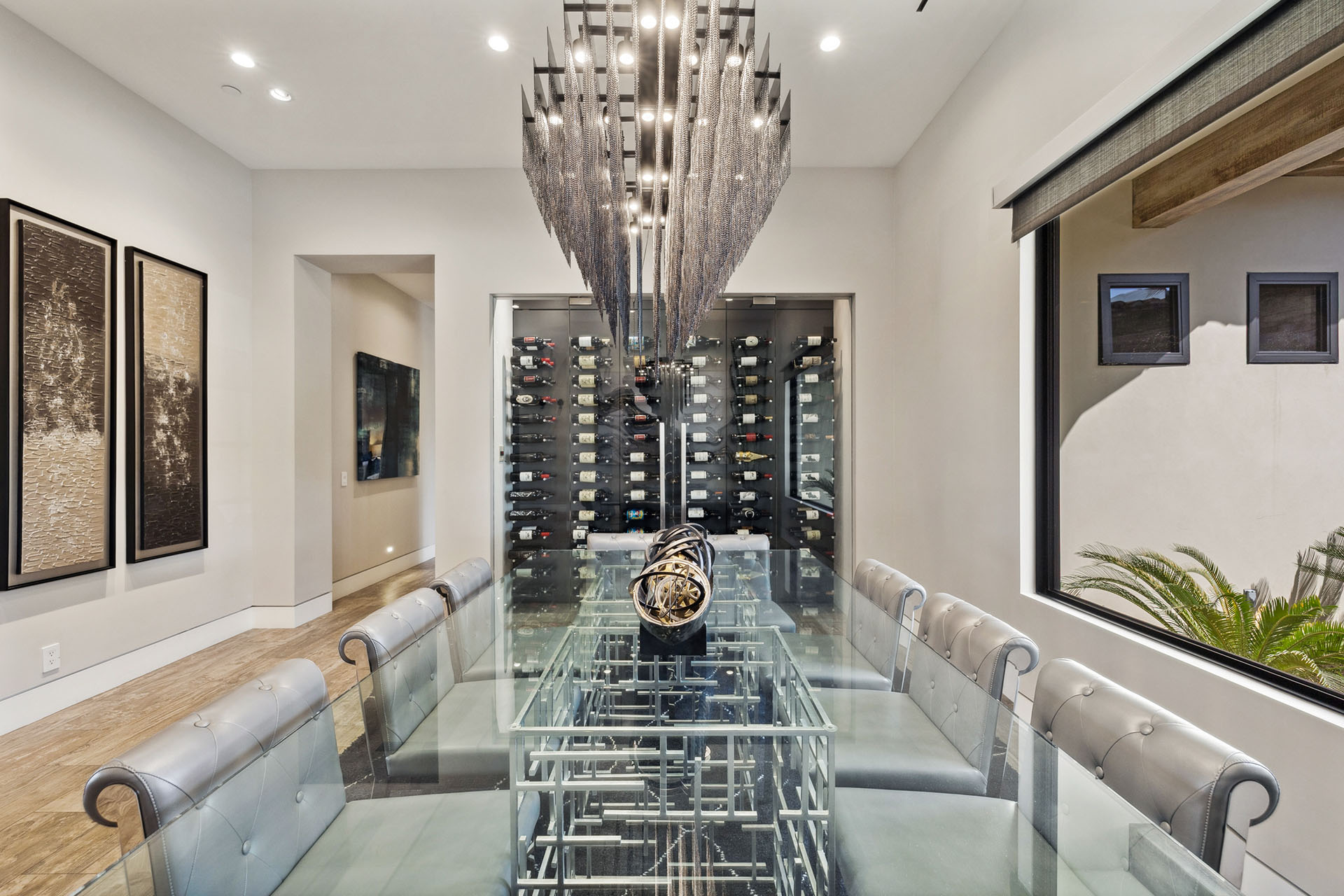 The Clubhouse Estate 6 suites on 2 acres | Photo 39