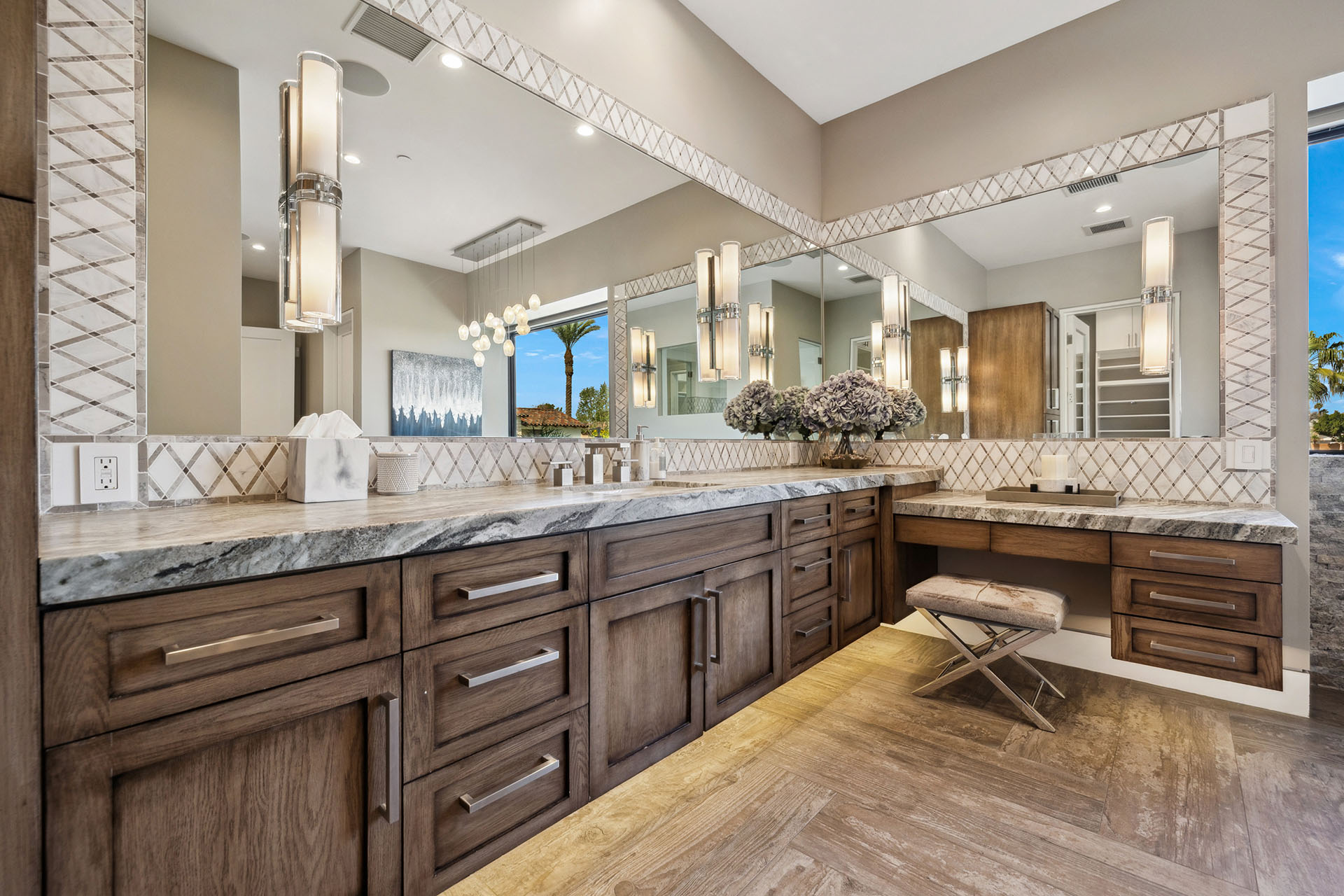 The Clubhouse Estate 6 suites on 2 acres | Photo 47