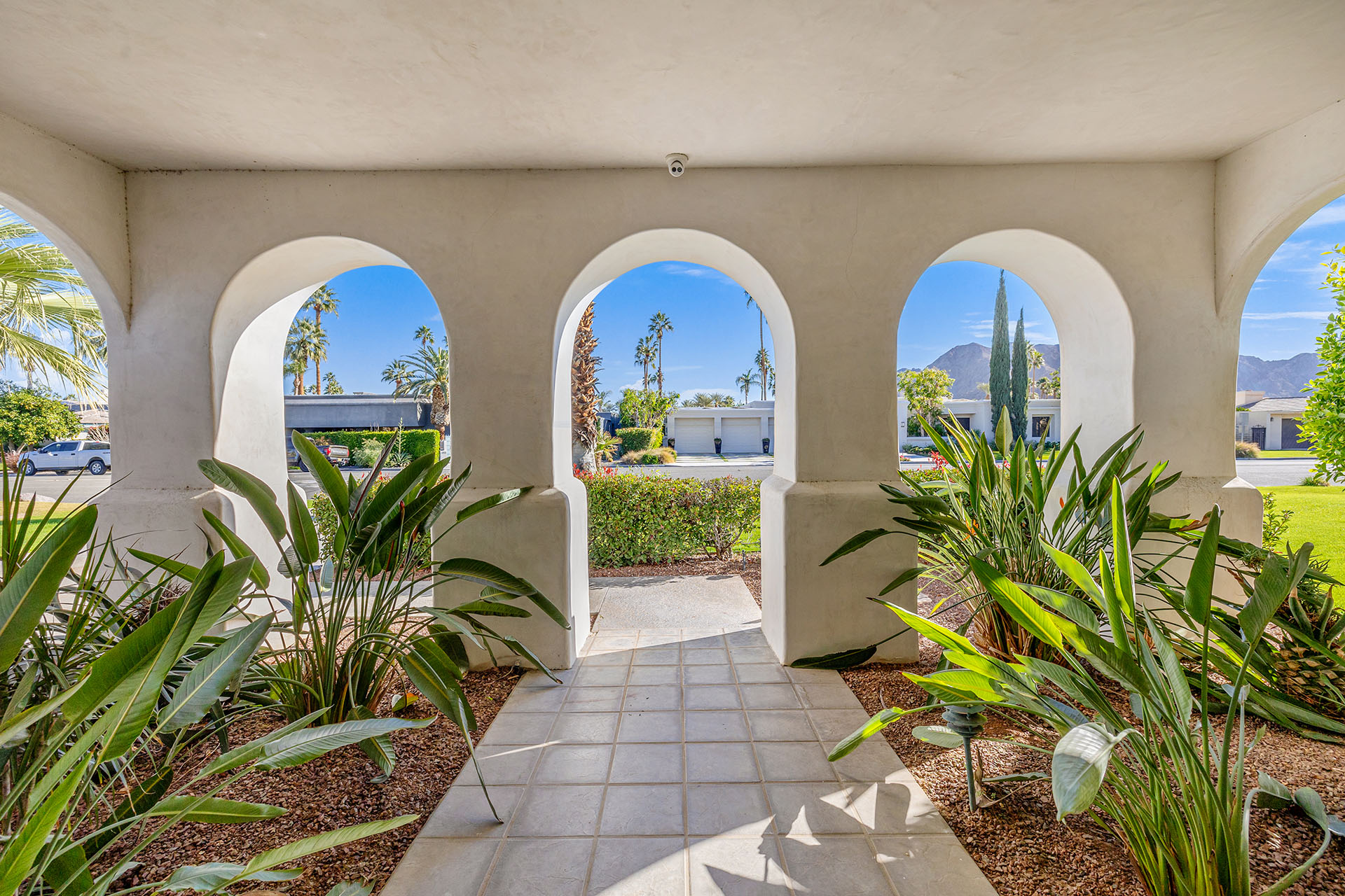 Palmeras Poolside An Indian Wells Retreat | Photo 8
