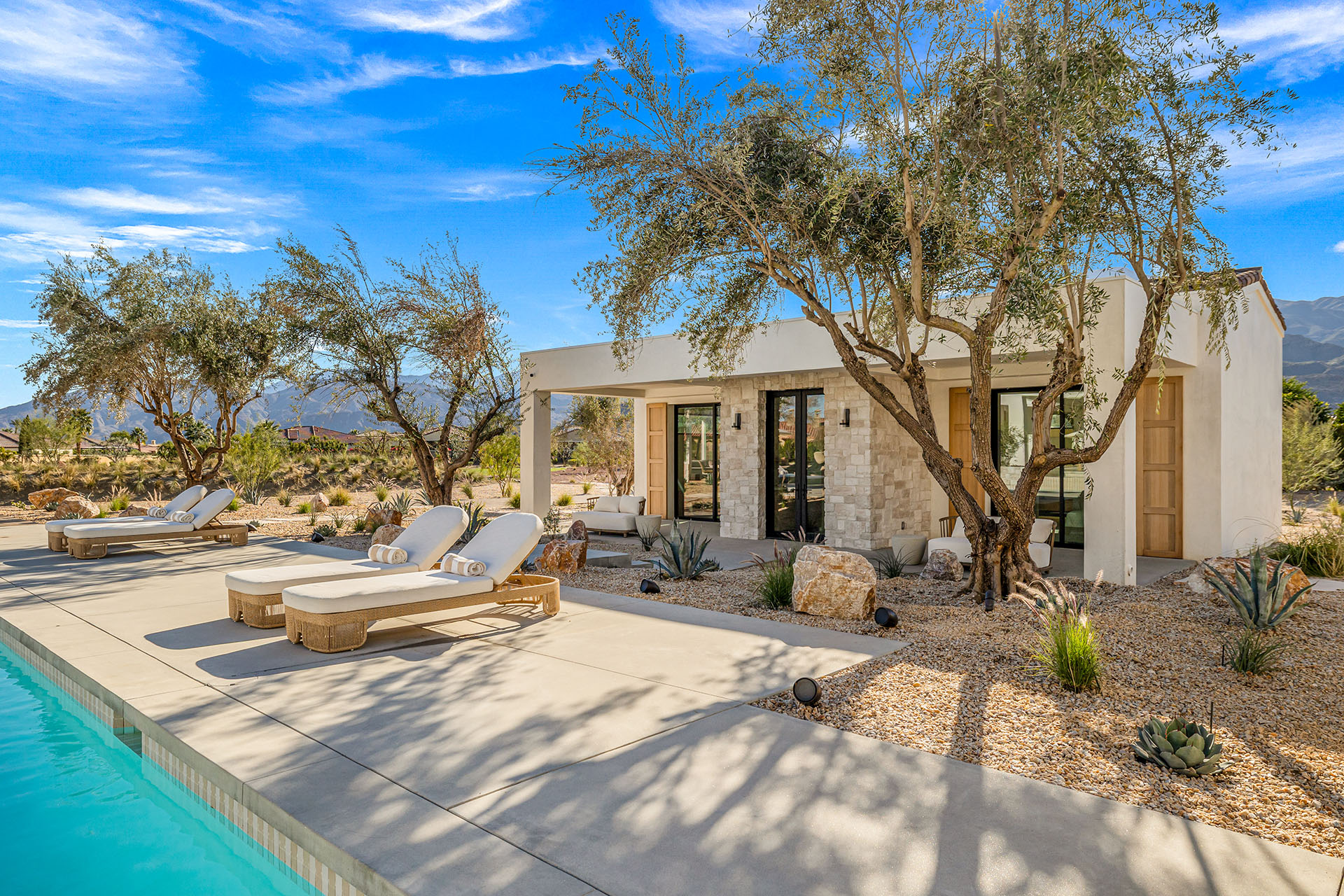 'Olive Grove Estate' 5 Acre Luxury Compound | Photo 16