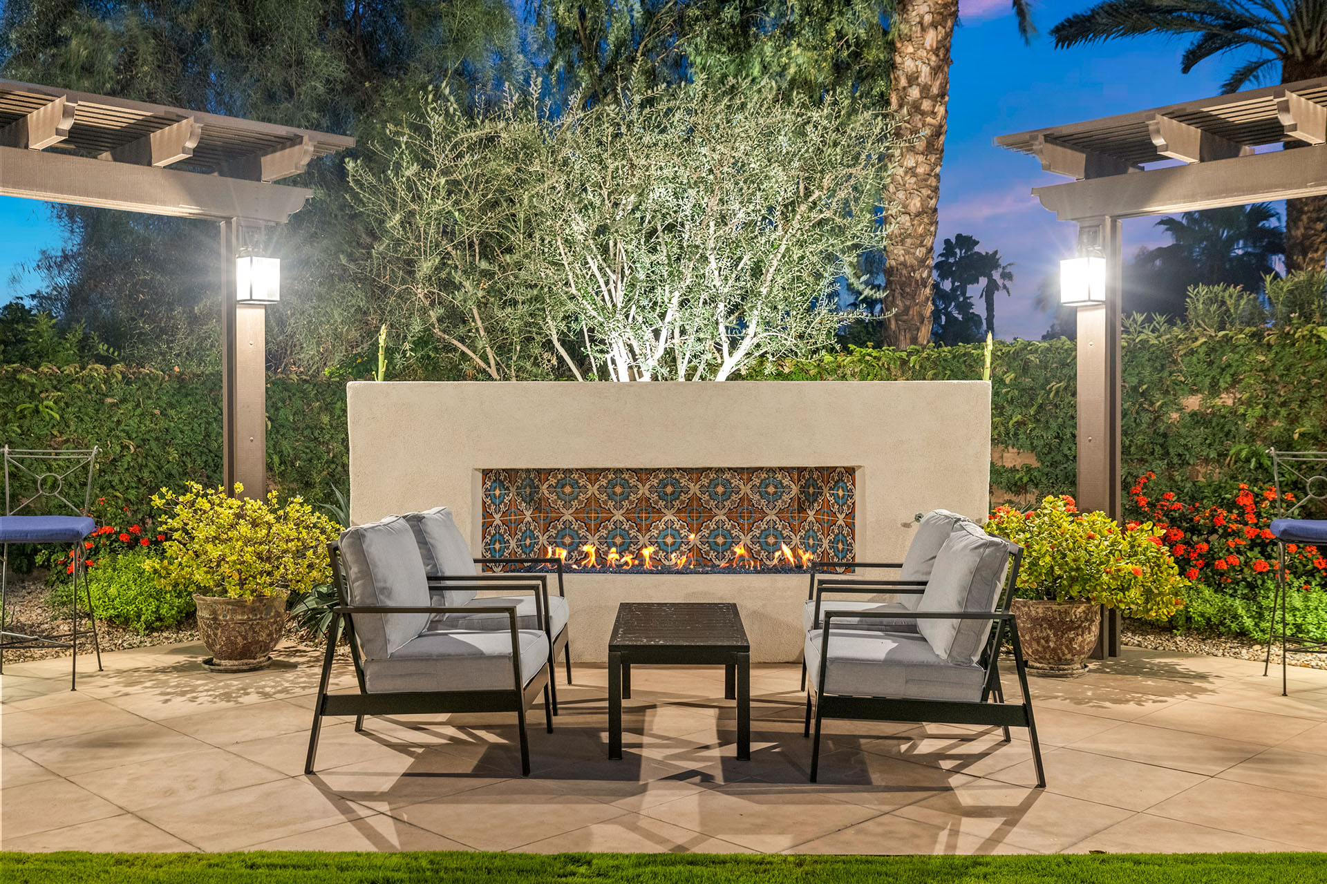 Palmetto 1/2 Acre Oasis with Pool & Mountain Views | Photo 3