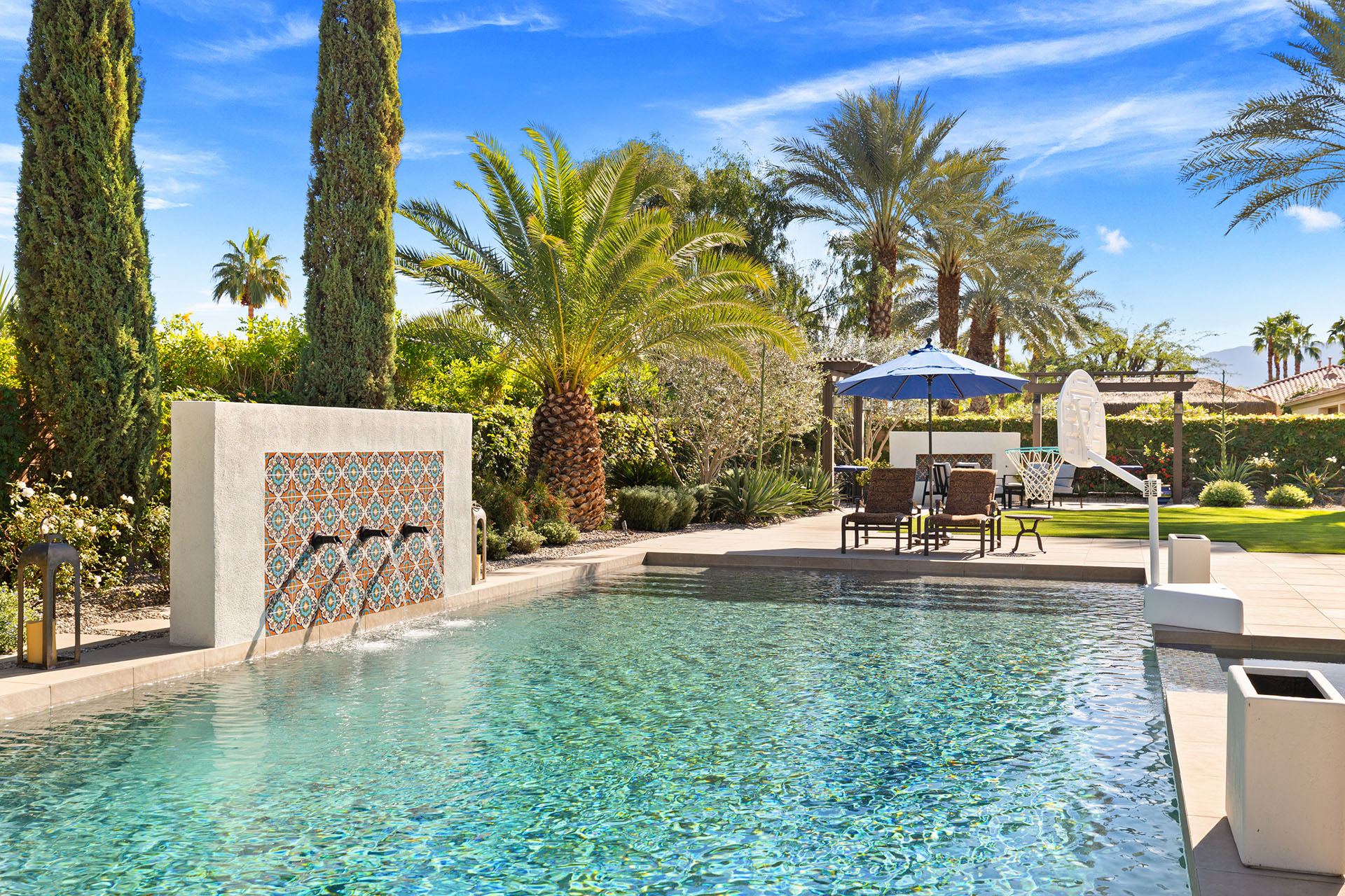 Palmetto 1/2 Acre Oasis with Pool & Mountain Views | Photo 2