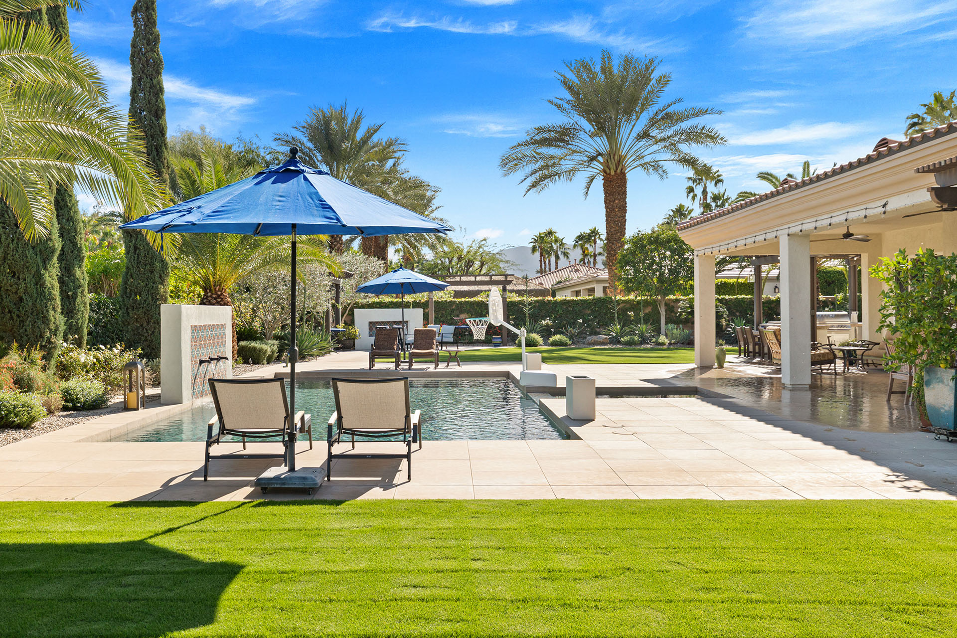 Palmetto 1/2 Acre Oasis with Pool & Mountain Views | Photo 6