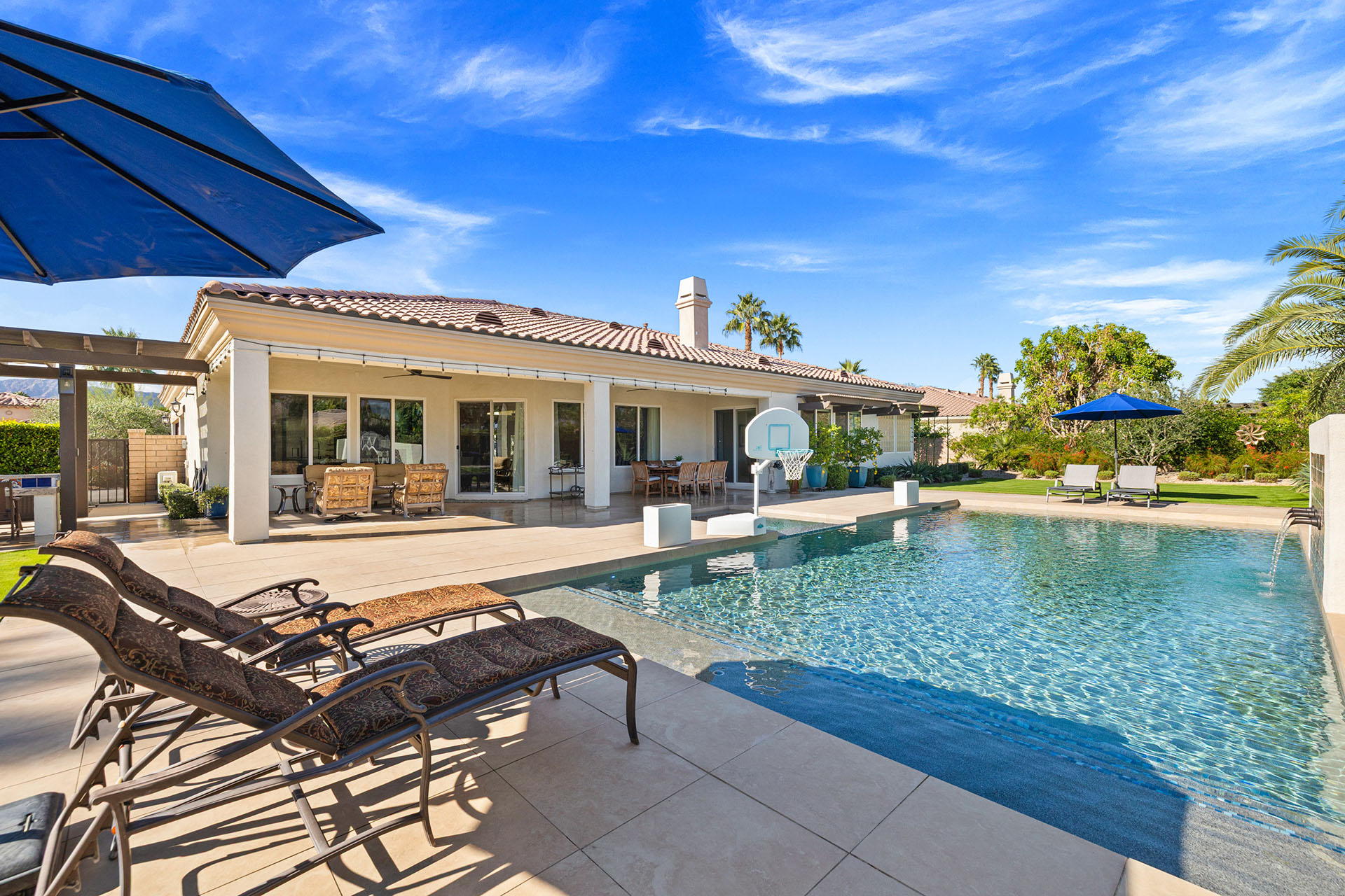 Palmetto 1/2 Acre Oasis with Pool & Mountain Views | Photo 7