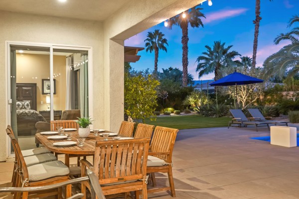 Palmetto 1/2 Acre Oasis with Pool & Mountain Views 2