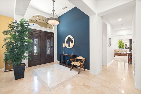 Palmetto 1/2 Acre Oasis with Pool & Mountain Views 4