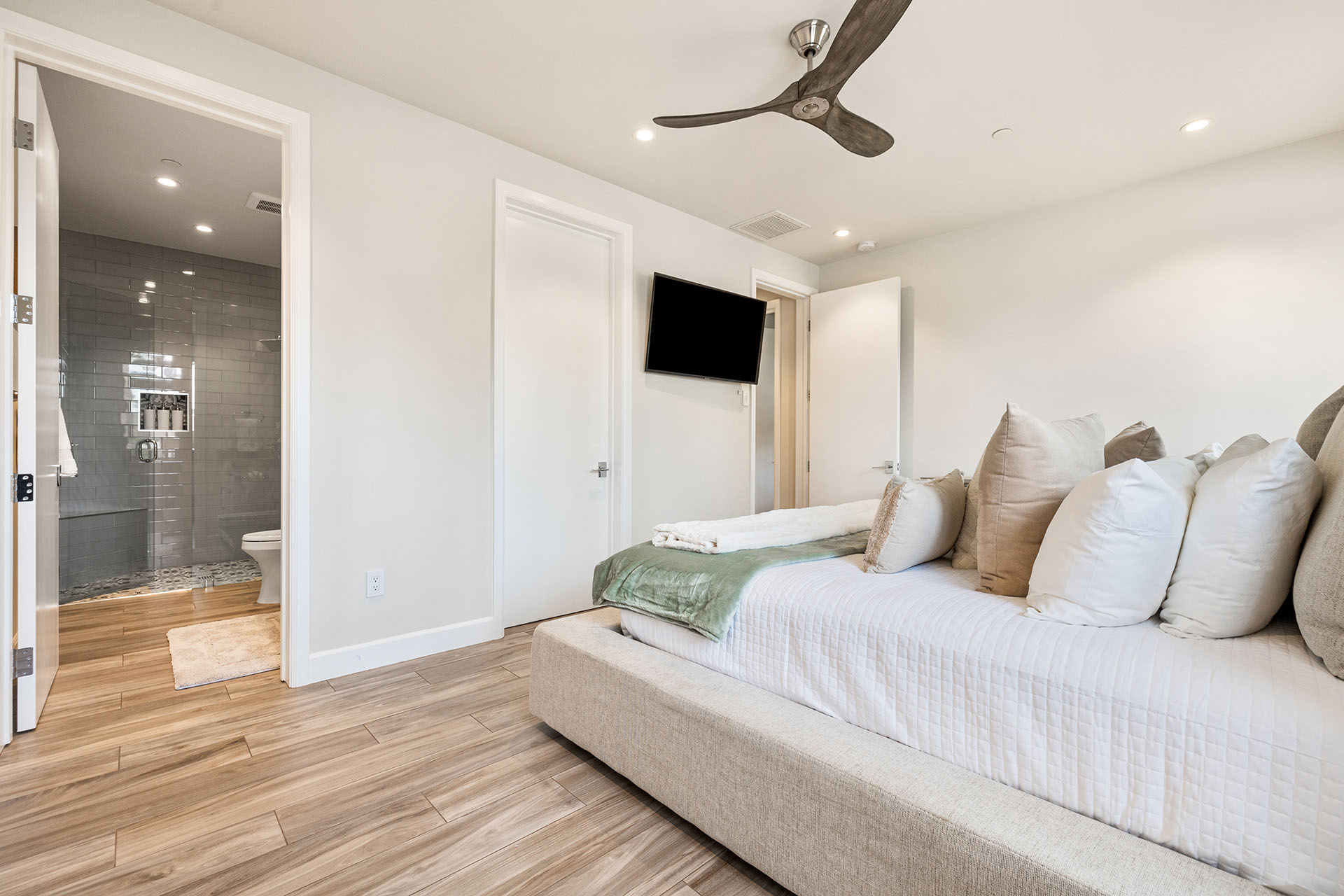 Pura Vida Luxe Estate w/ Pool, Spa & Pickleball! | Photo 63