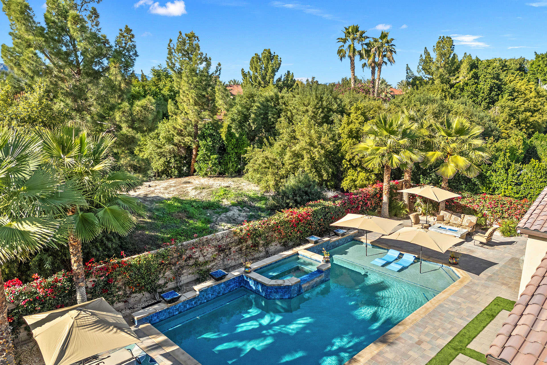 Mosaic 4 BR w/ pool, spa, fire pits! | Photo 47