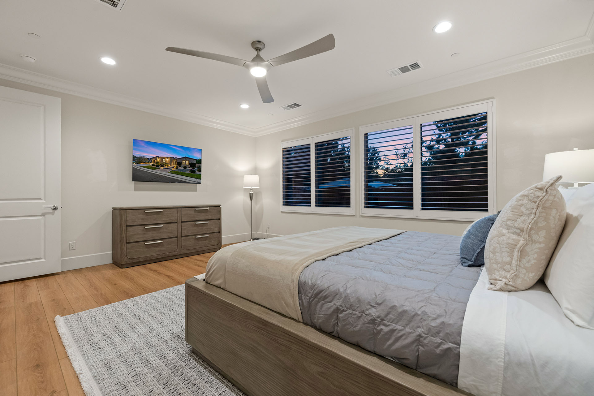 Mosaic 4 BR w/ pool, spa, fire pits! | Photo 32