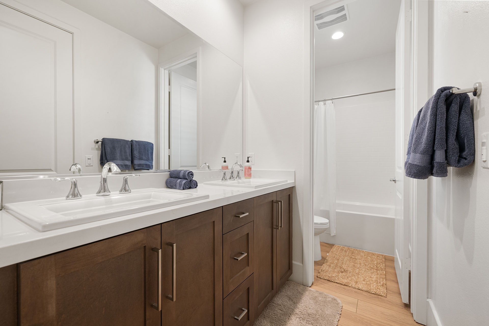 Mosaic 4 BR w/ pool, spa, fire pits! | Photo 42