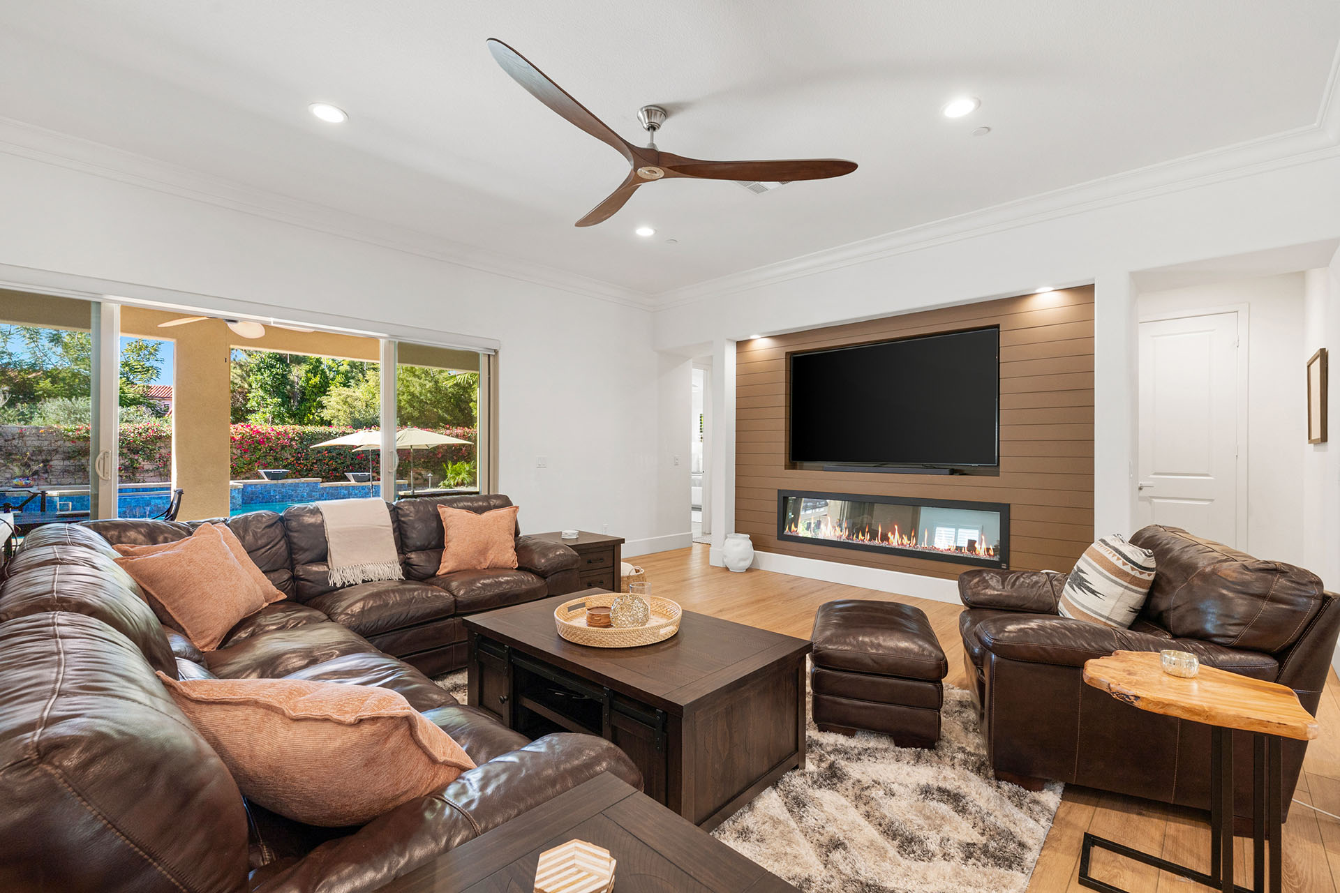 Mosaic 4 BR w/ pool, spa, fire pits! | Photo 15