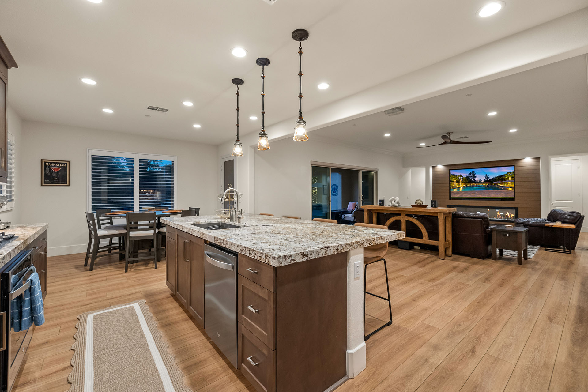 Mosaic 4 BR w/ pool, spa, fire pits! | Photo 23