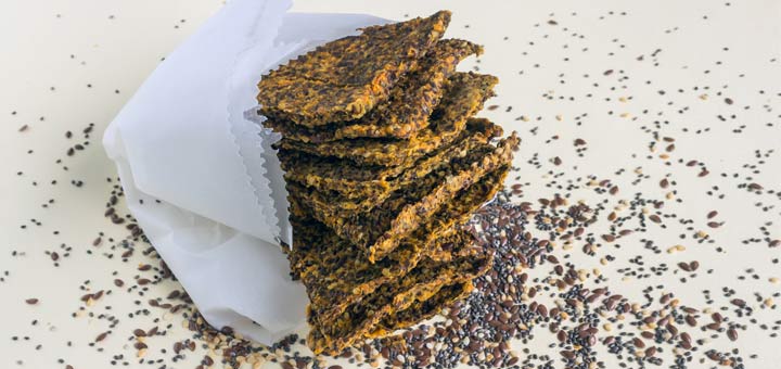 Cheezy Kale Crackers