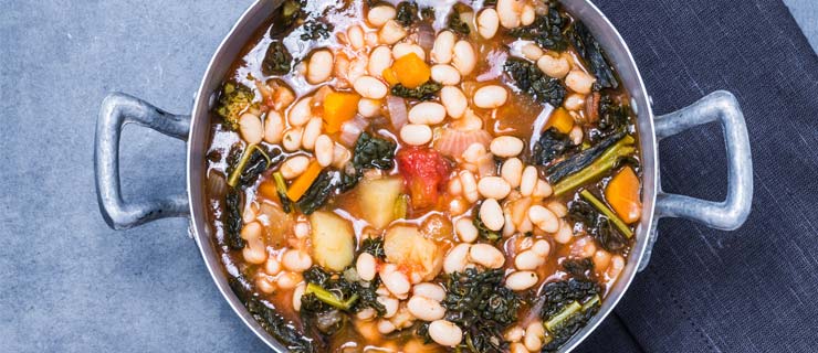 white-bean-pesto-soup