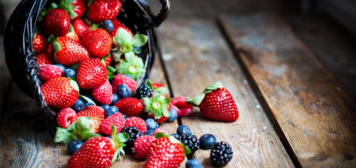 mixed-berry-fruit-basket