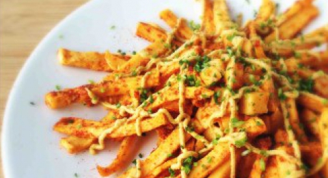 0-167911322-chili-cheese-fries