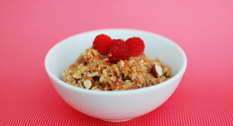 0-302112902-breakfast-quinoa
